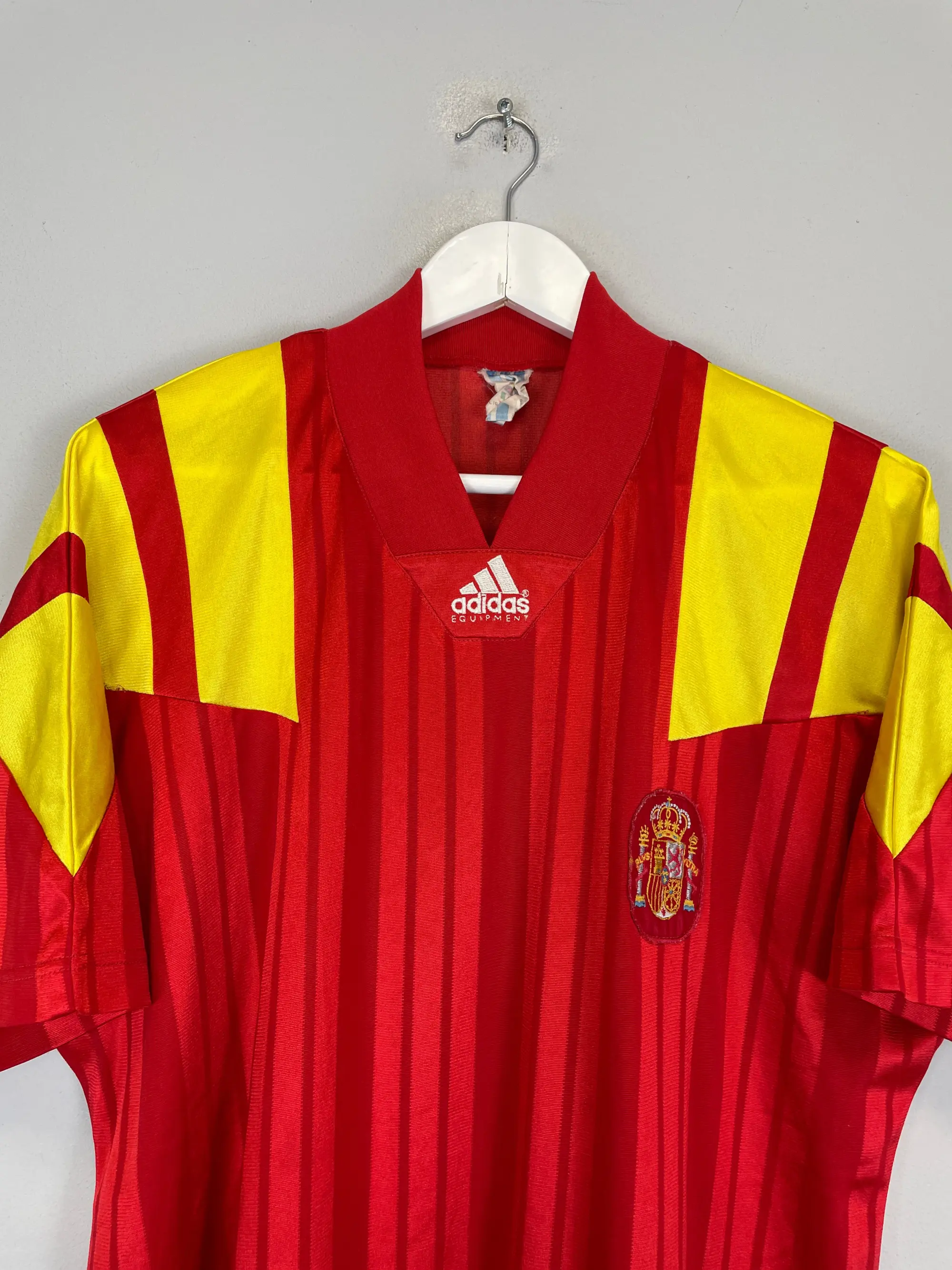 CULT KITS - 1992/94 SPAIN HOME SHIRT (L) ADIDAS