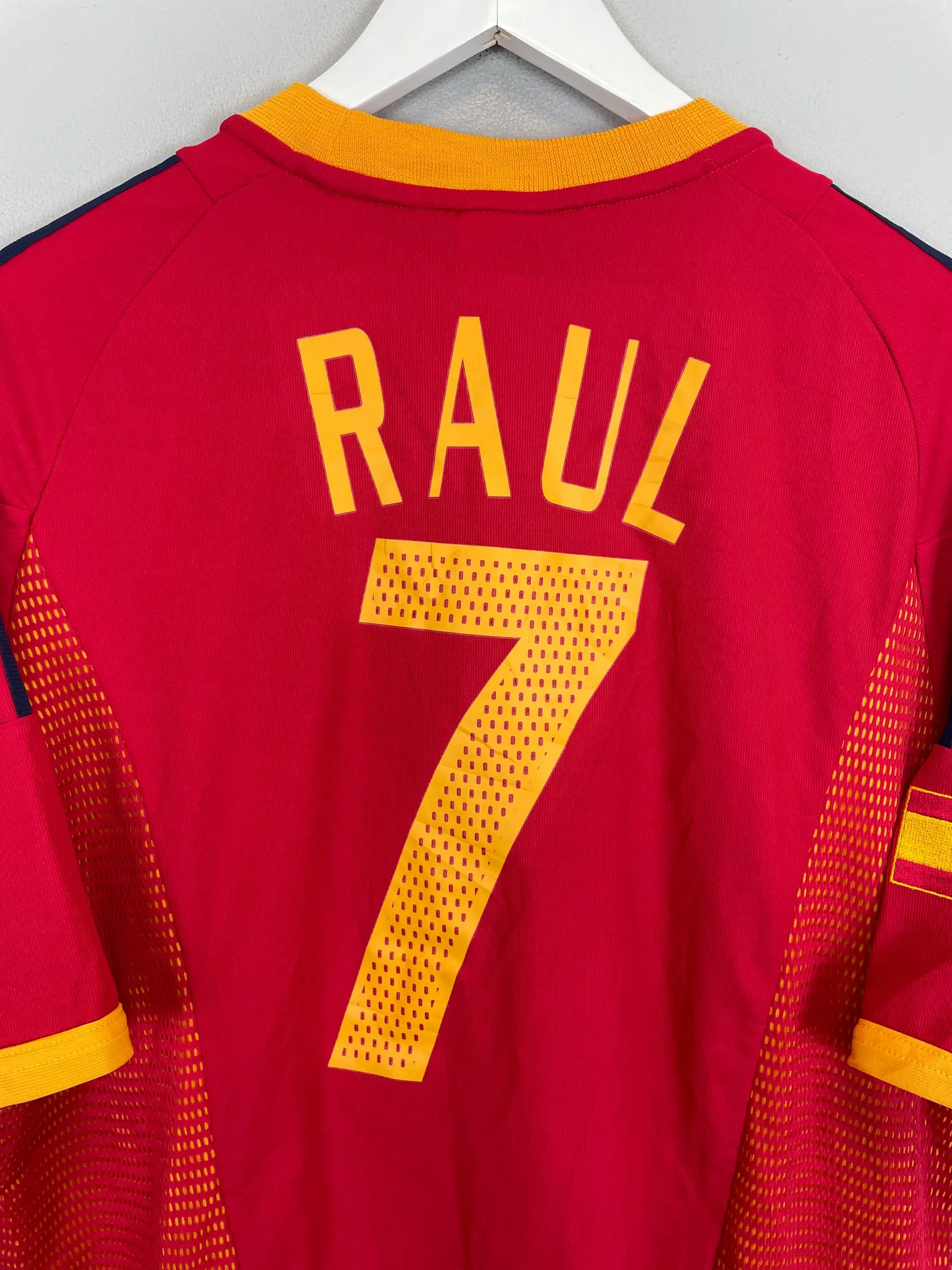 CULT KITS - 2002/04 SPAIN RAUL #7 HOME SHIRT (L) ADIDAS