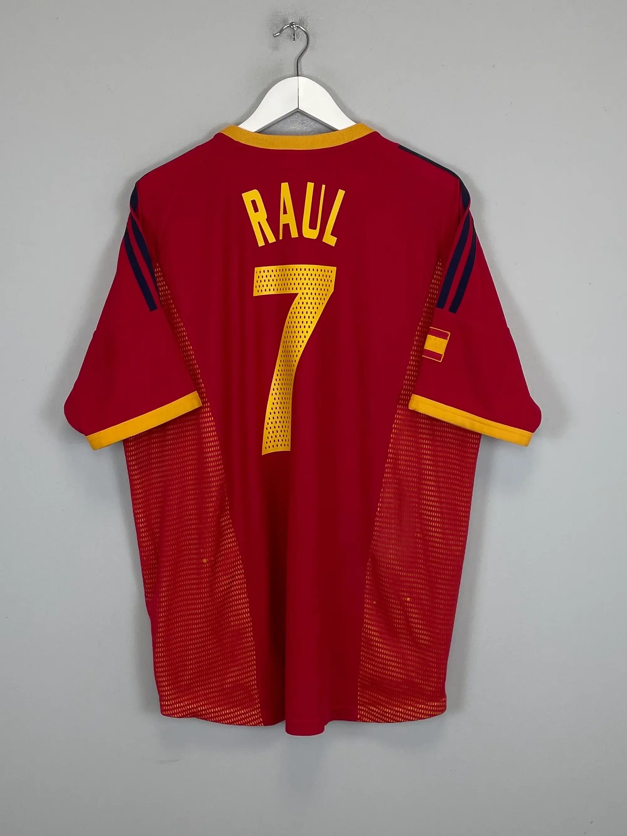 CULT KITS - 2002/04 SPAIN RAUL #7 HOME SHIRT (L) ADIDAS