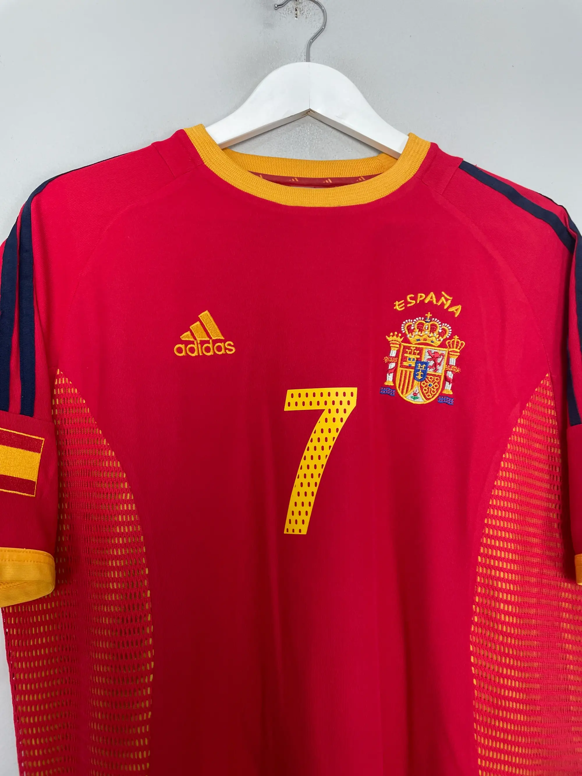 CULT KITS - 2002/04 SPAIN RAUL #7 HOME SHIRT (M) ADIDAS