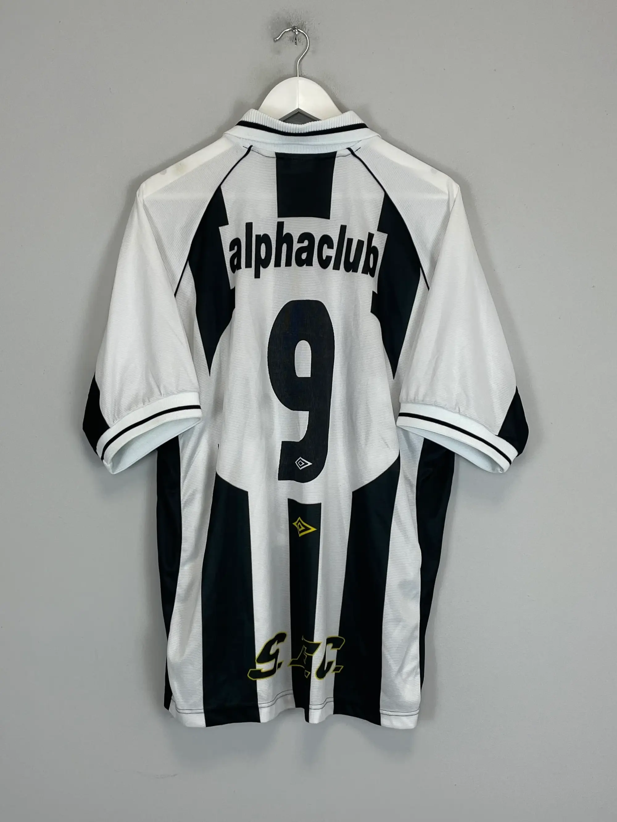 CULT KITS - 2000 SANTOS #9 HOME SHIRT (XL) UMBRO