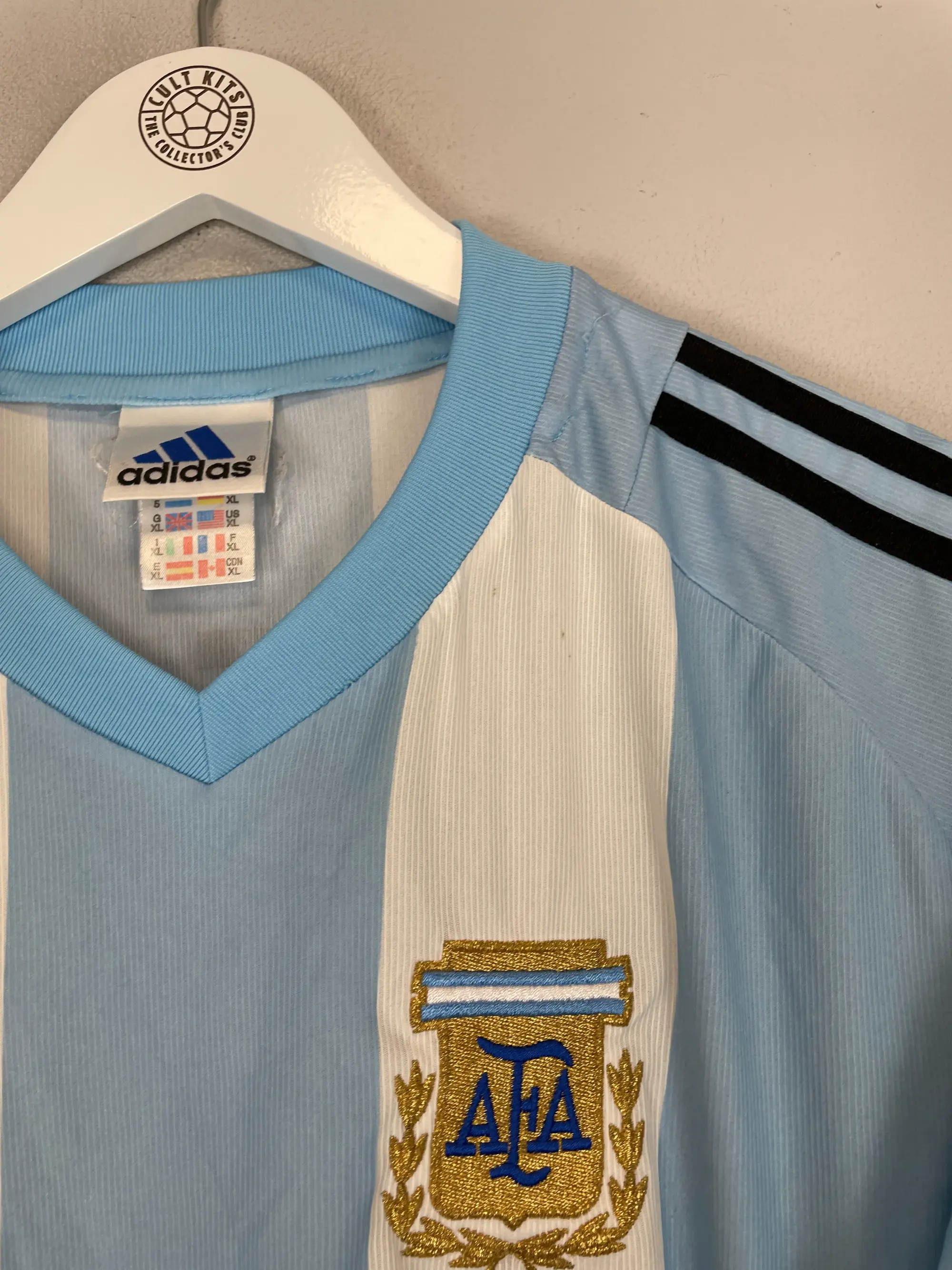 CULT KITS - 2011/12 MARSEILLE AWAY SHIRT (M) ADIDAS