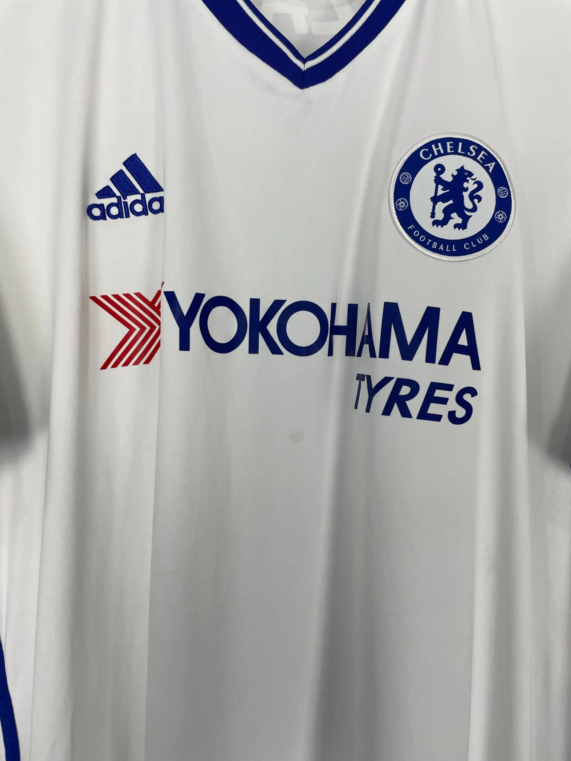 CULT KITS - 2010/12 PARAGUAY HOME SHIRT (M) ADIDAS