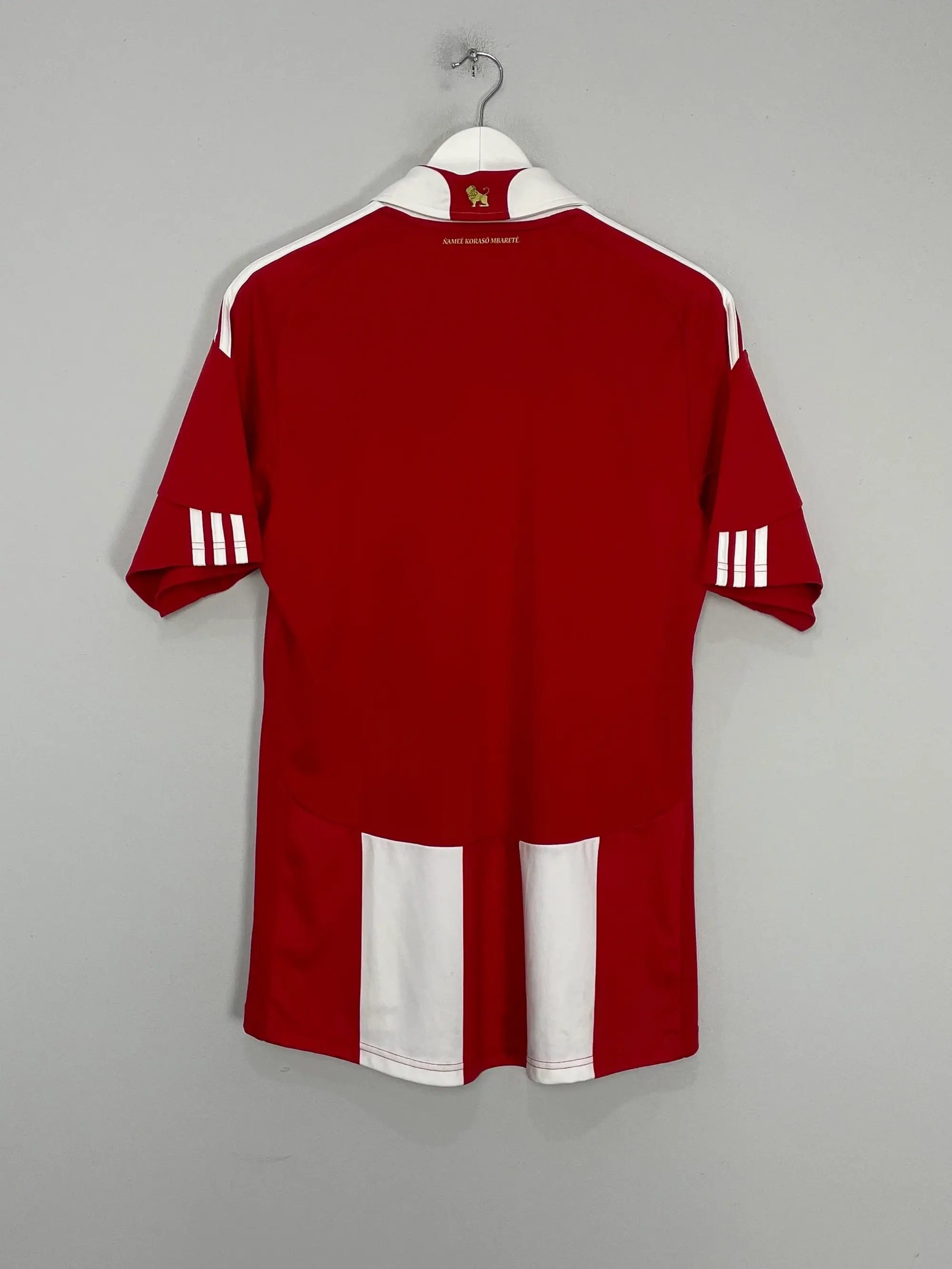 CULT KITS - 2010/12 PARAGUAY HOME SHIRT (M) ADIDAS