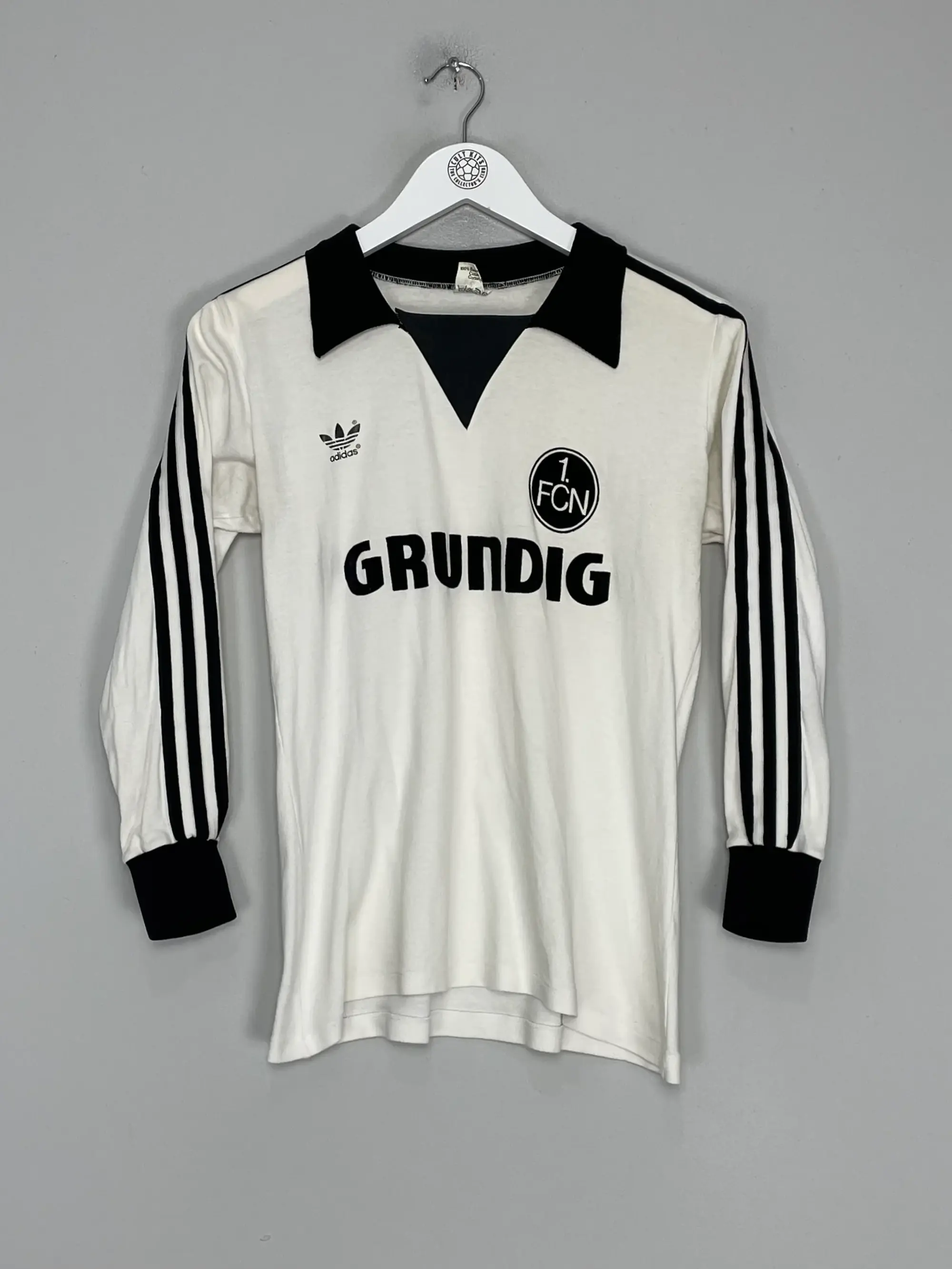 CULT KITS - 2016/17 REAL MADRID GK SHIRT (M) ADIDAS