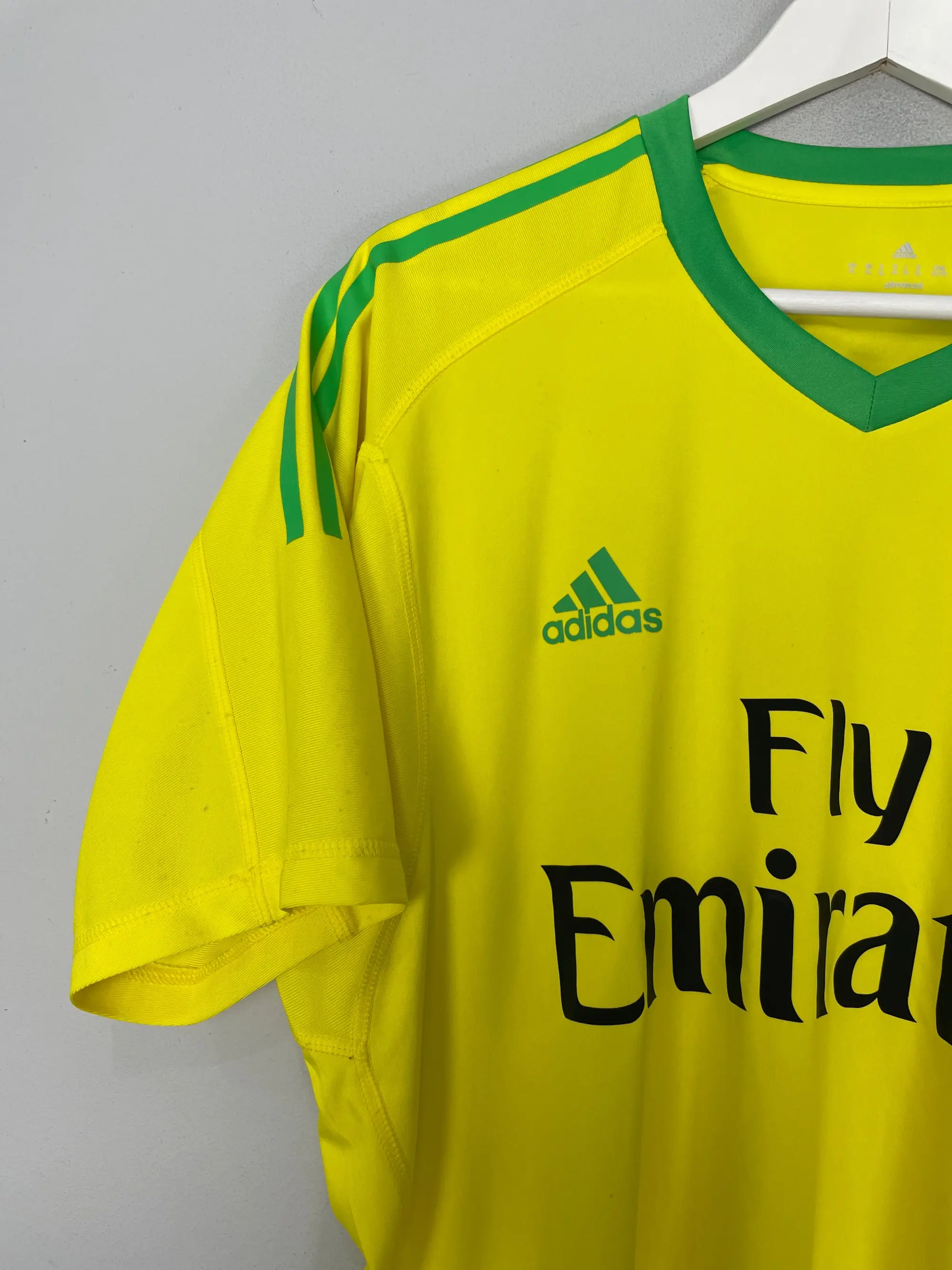 CULT KITS - 2017/18 REAL MADRID *AUTHENTIC* GK SHIRT (XL) ADIDAS