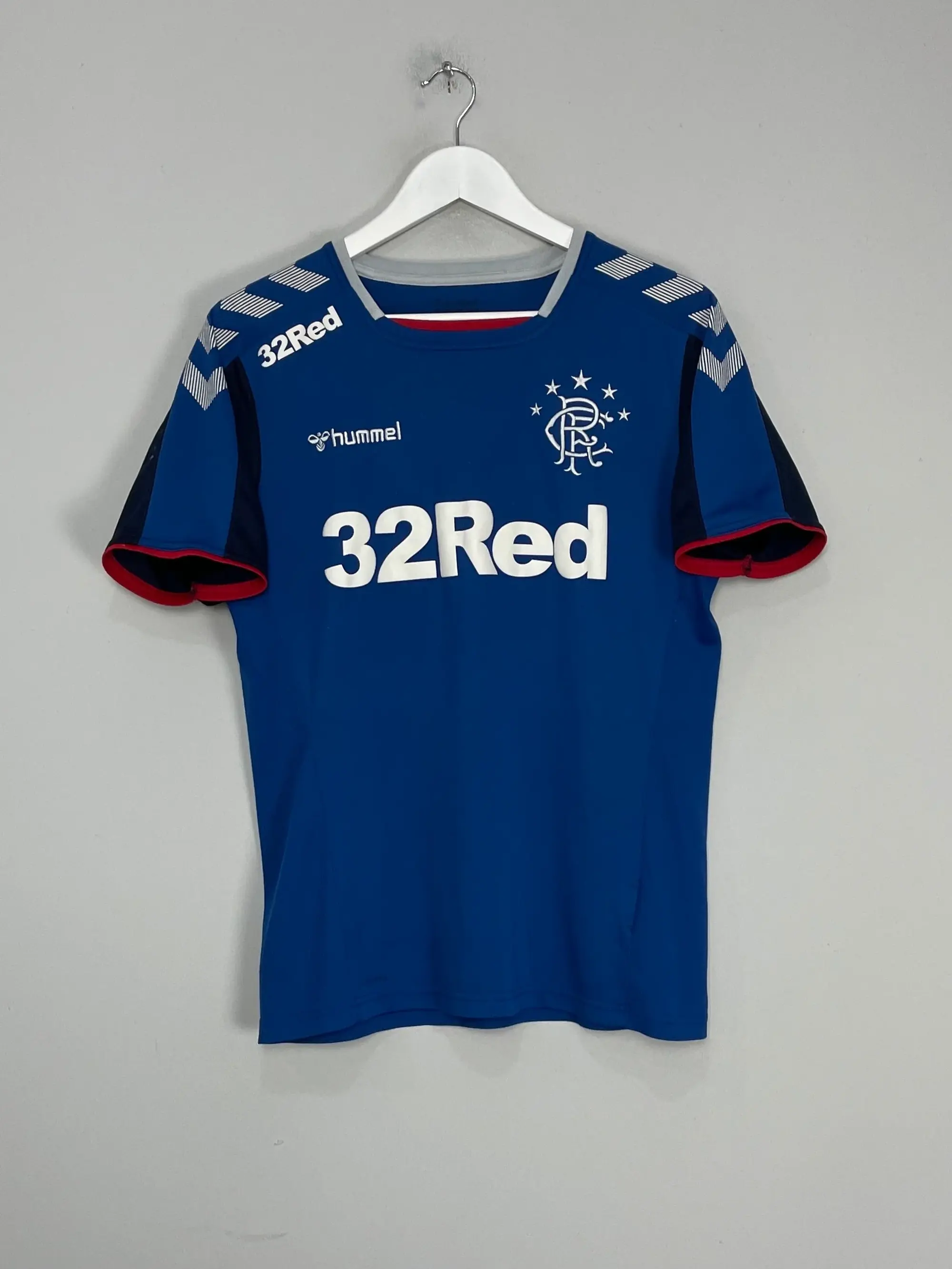 CULT KITS - 2018/19 RANGERS TRAINING SHIRT (S) HUMMEL