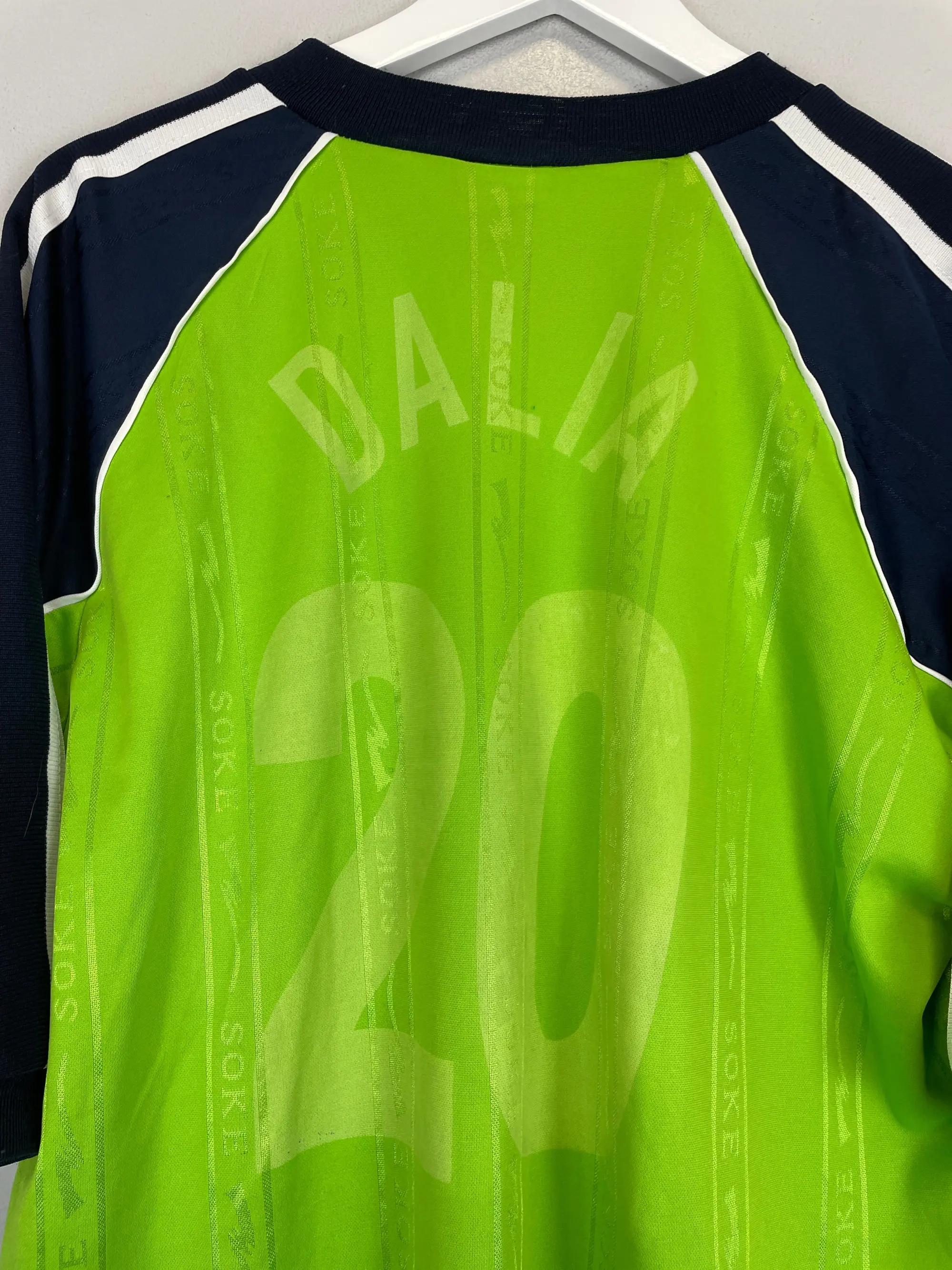 CULT KITS - 2000/01 PETERBOROUGH AWAY SHIRT (L) SOKE
