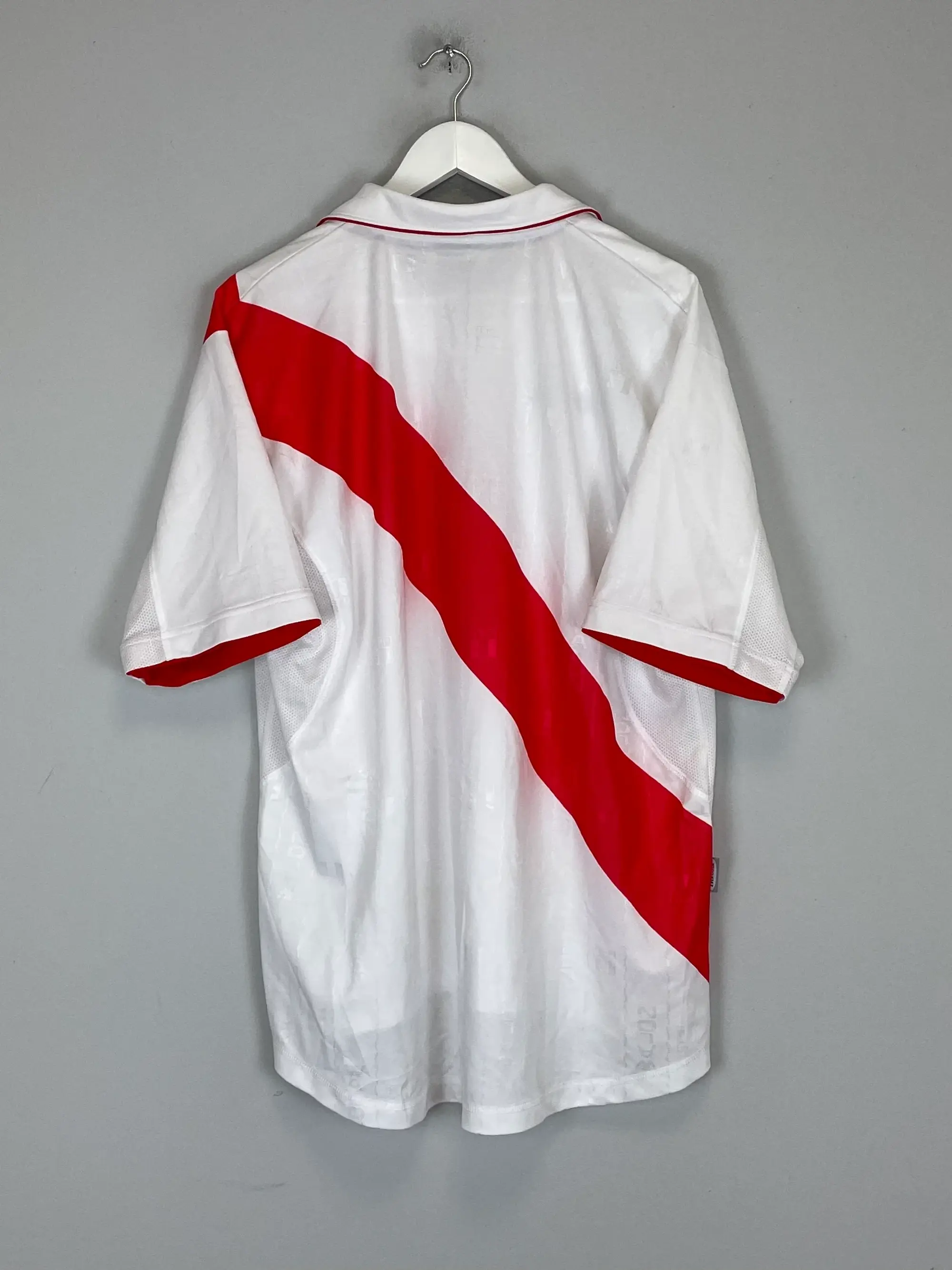 CULT KITS - 2002/03 PERU HOME SHIRT (XL) WALON