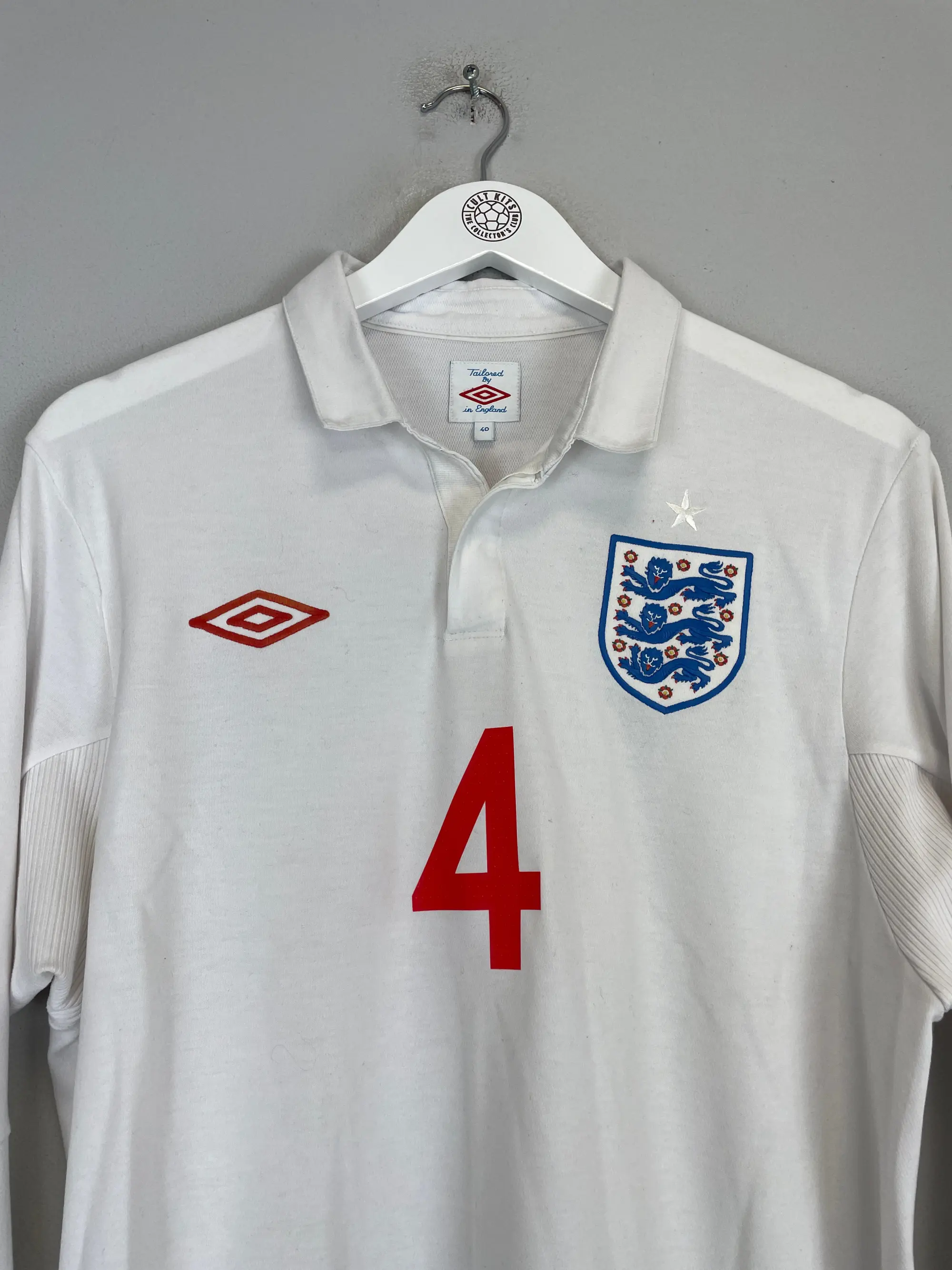 2010/11 ENGLAND GERRARD #4 L/S HOME SHIRT (M) UMBRO | Cult Kits
