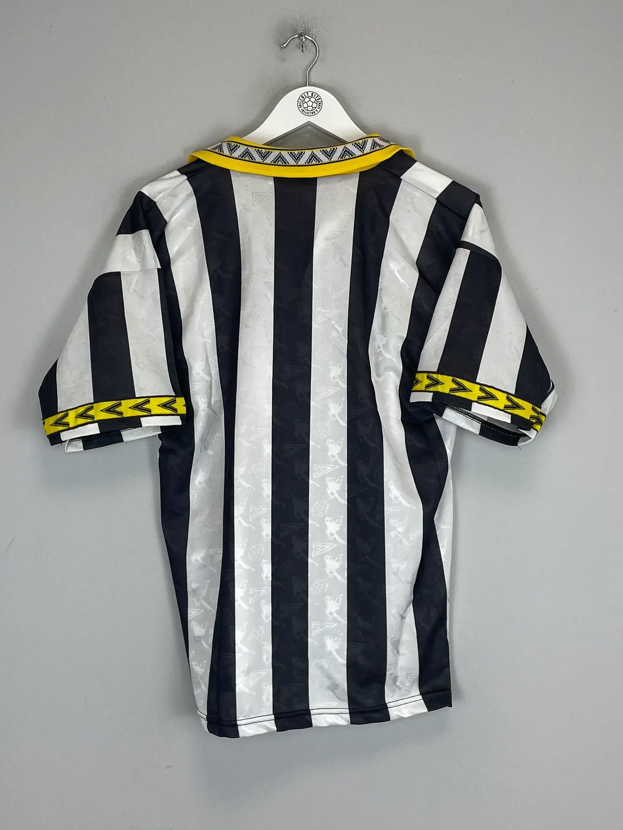 CULT KITS - 1994/96 NOTTS COUNTY *MINT* HOME SHIRT (M) MITRE