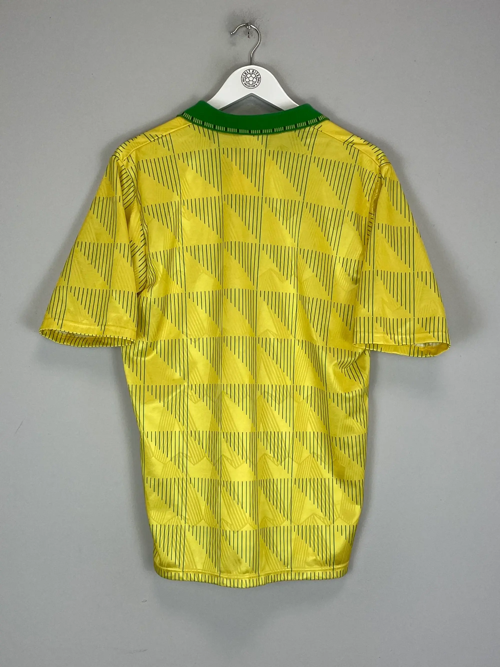 Cult Kits - 1990 NEWCASTLE UNITED AWAY SHIRT (M) UMBRO