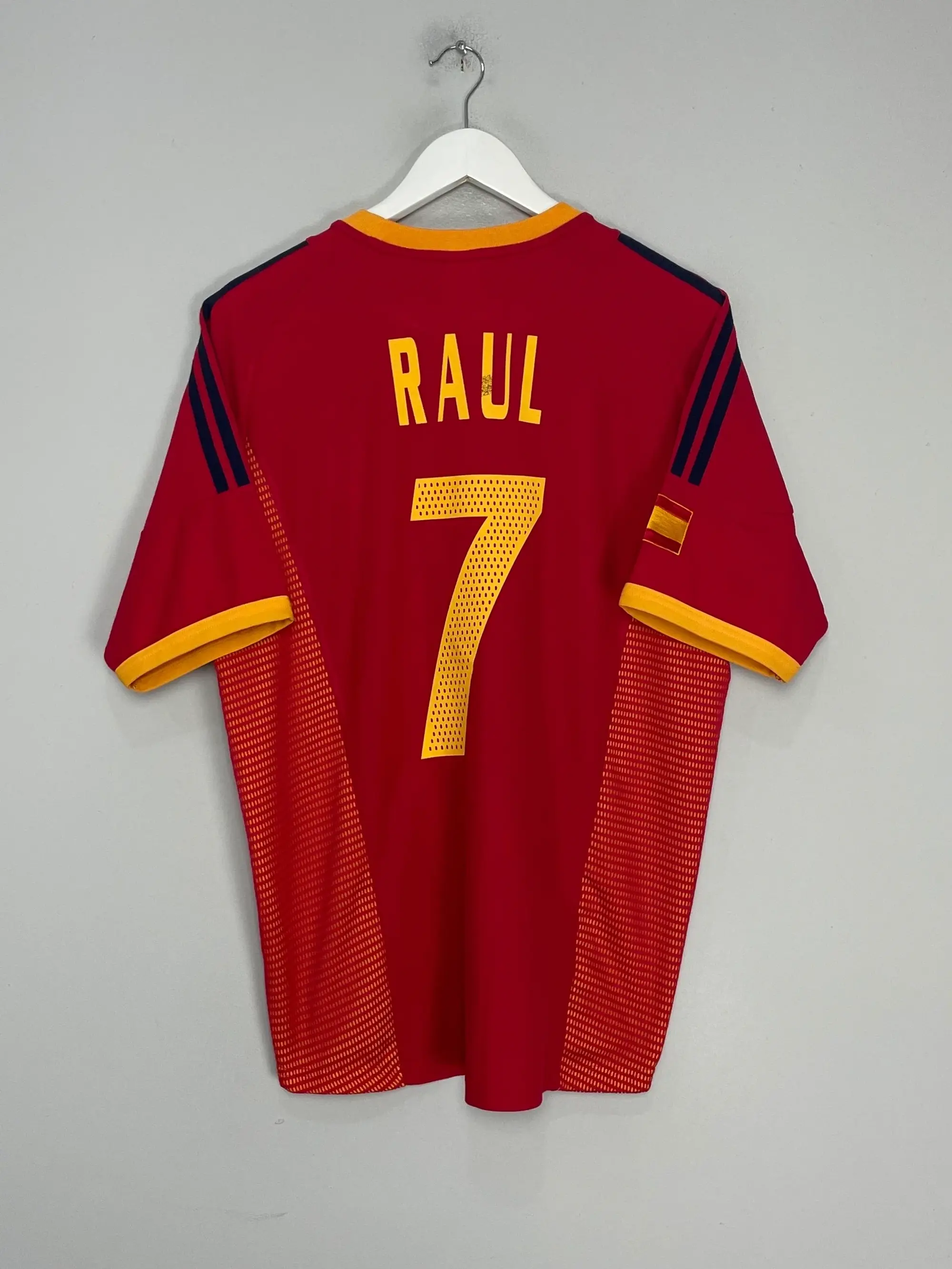CULT KITS - 2002/04 SPAIN RAUL #7 HOME SHIRT (M) ADIDAS