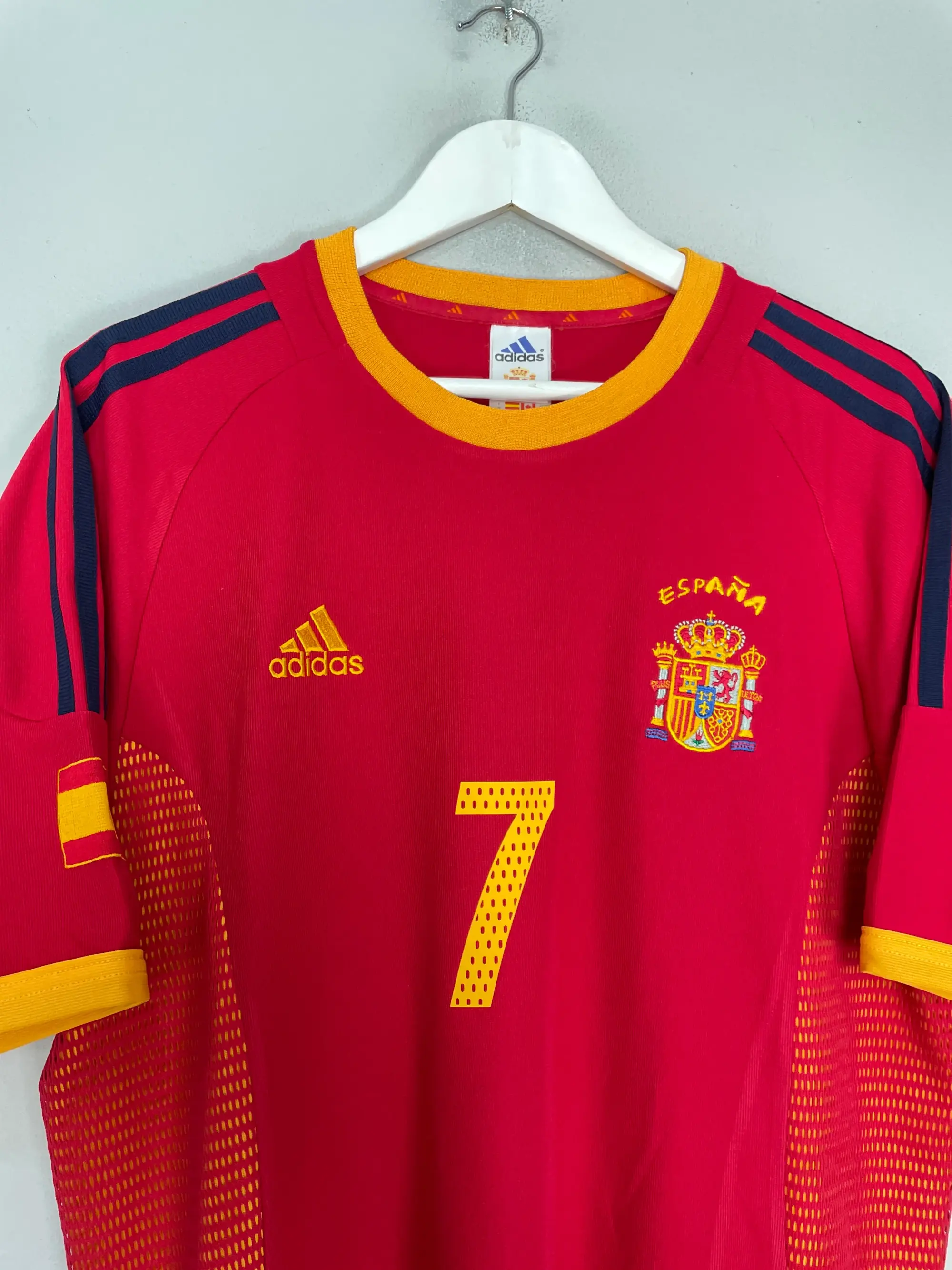 CULT KITS - 2002/04 SPAIN RAUL #7 HOME SHIRT (M) ADIDAS