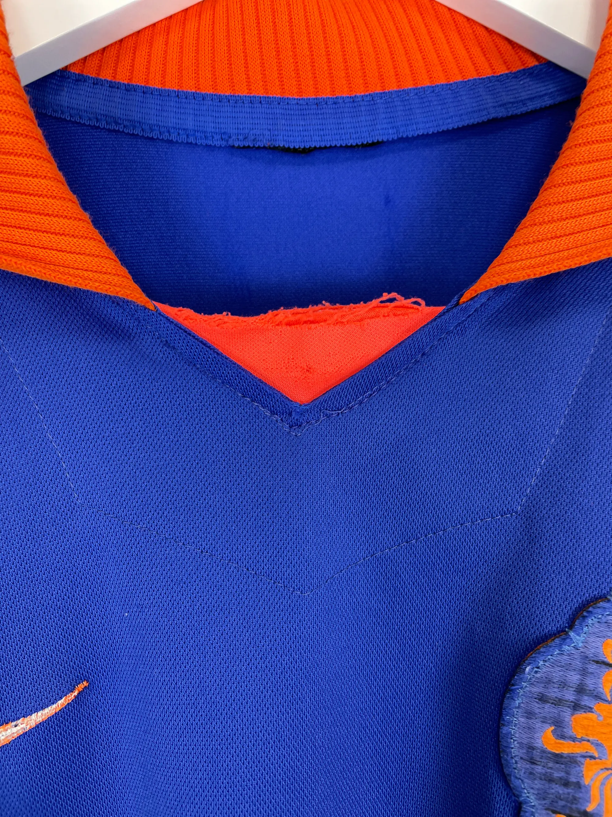 CULT KITS - 1997/98 NETHERLANDS AWAY SHIRT (M) NIKE