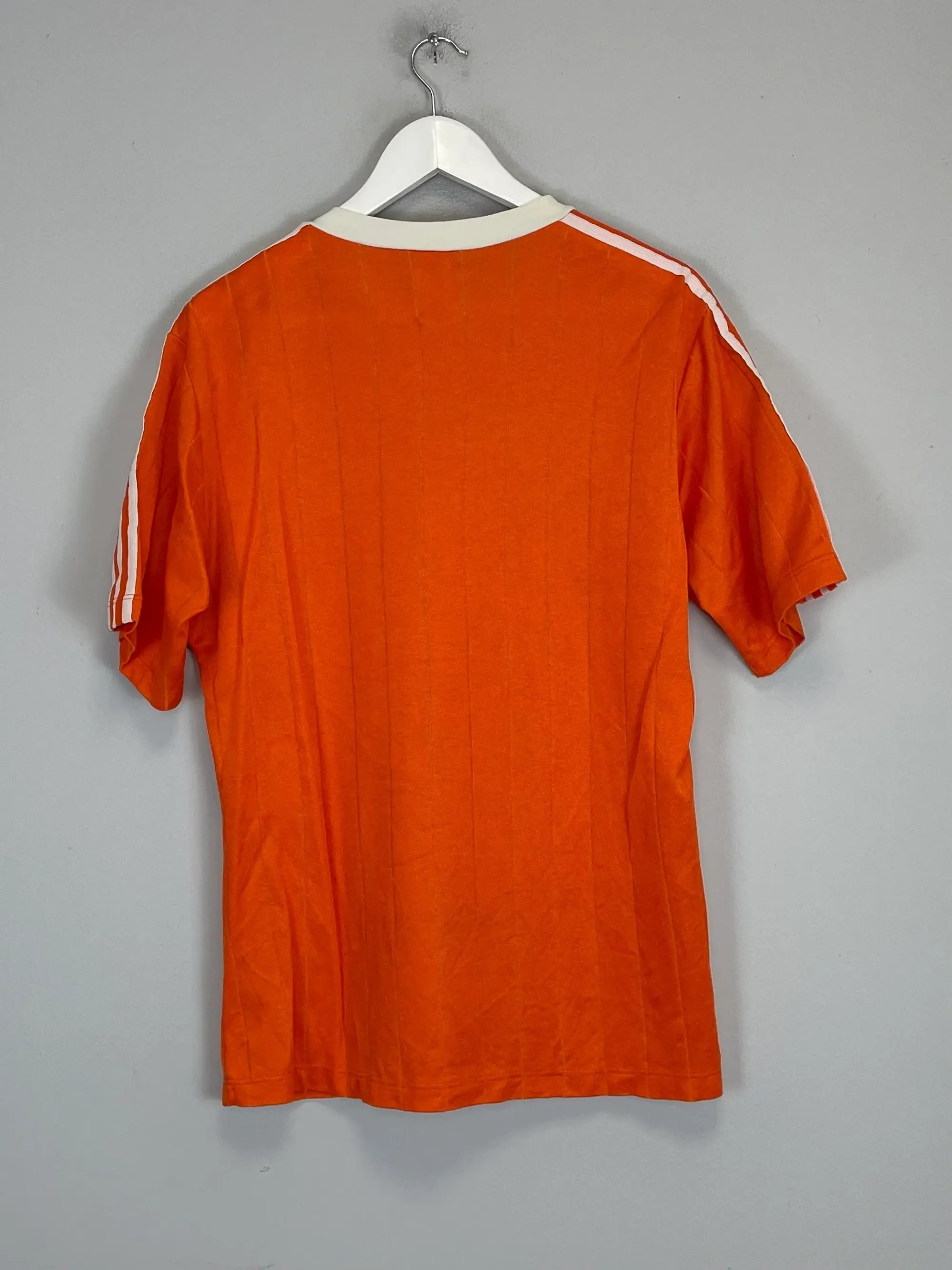 CULT KITS - 1982/83 NETHERLANDS HOME SHIRT (L) ADIDAS