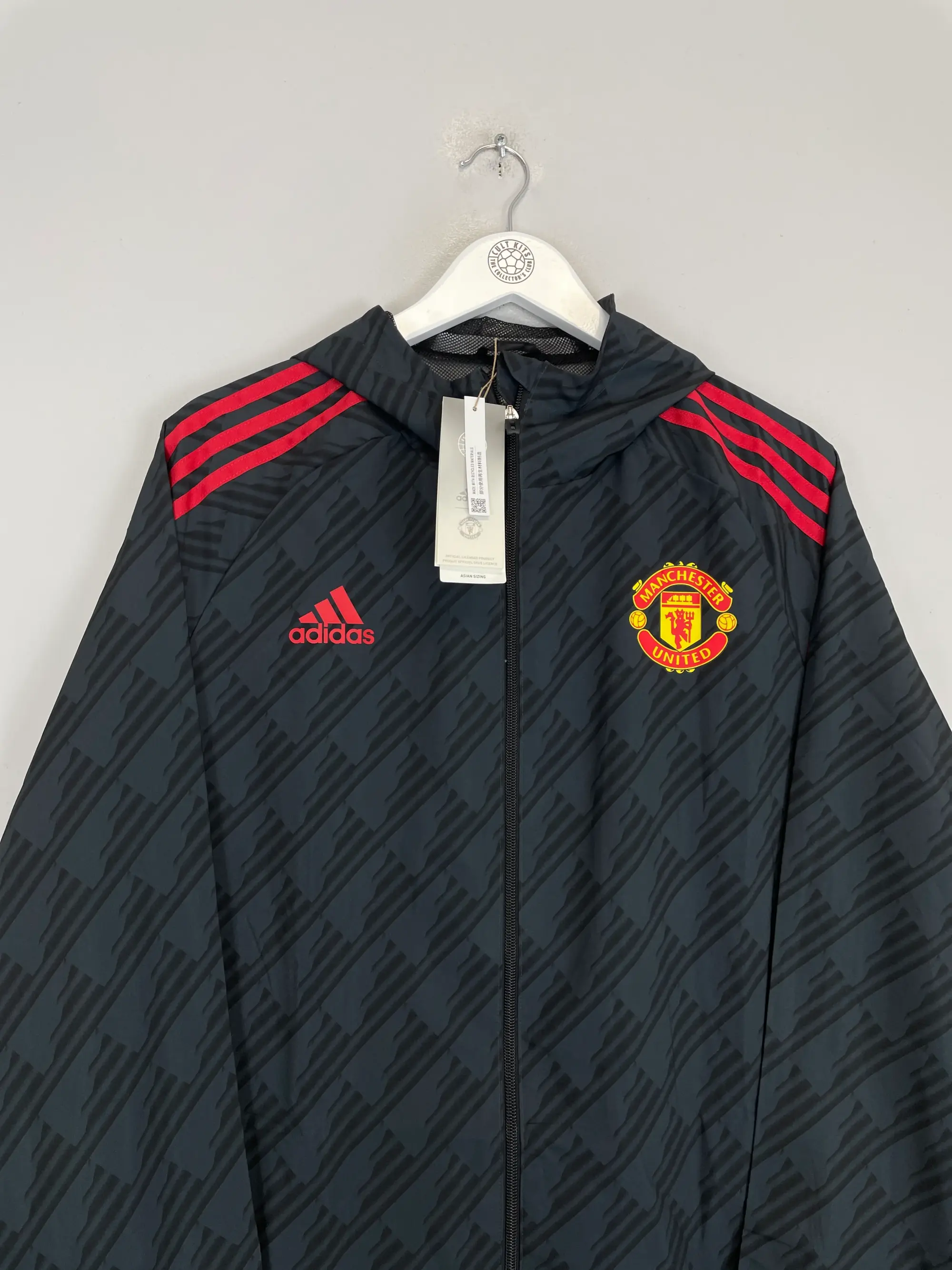 CULT KITS - 2022/23 MANCHESTER UNITED *BNWT* TRACK JACKET (XXL) ADIDAS