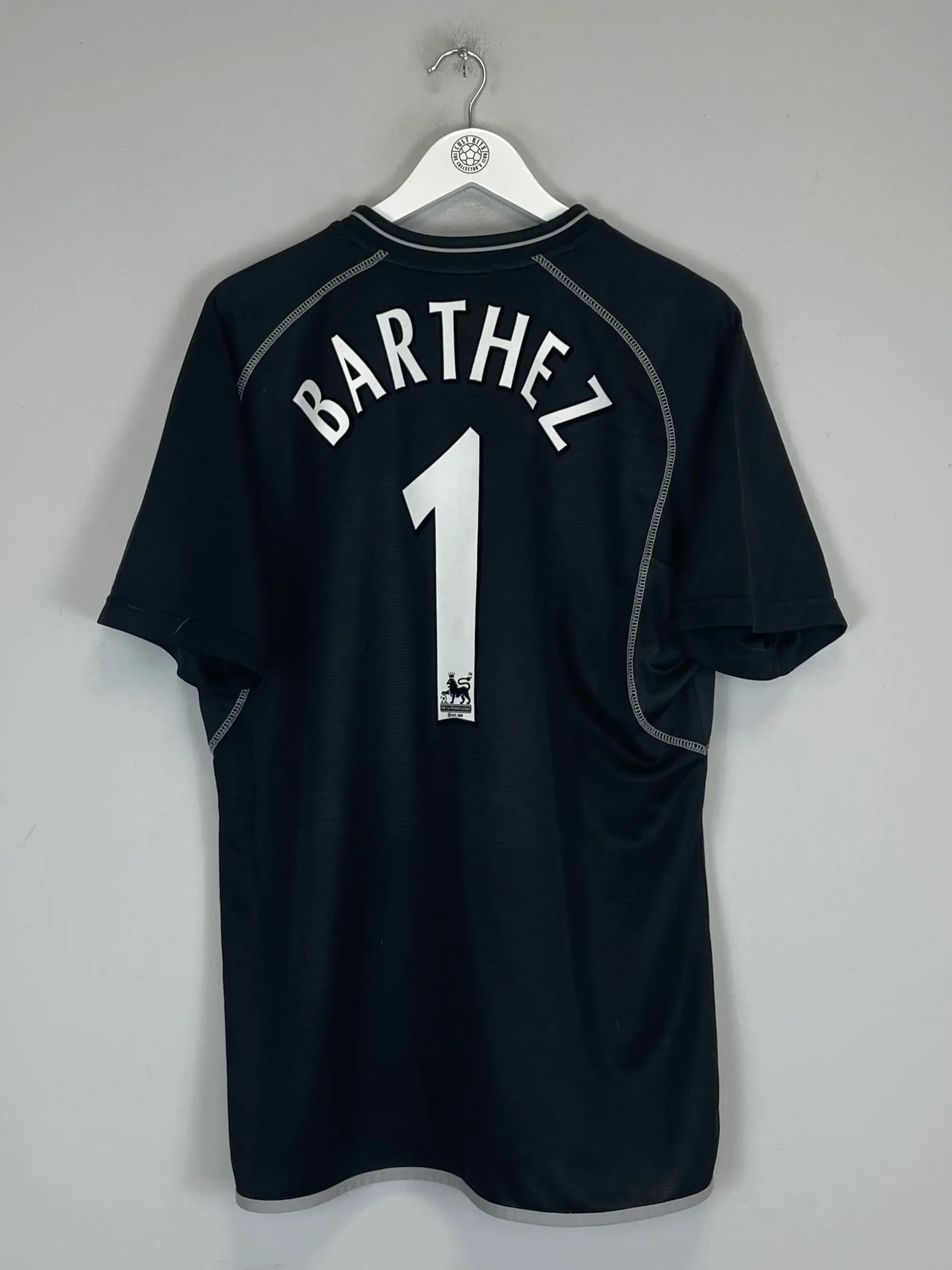 CULT KITS - 2000/01 MANCHESTER UNITED BARTHEZ #1 GK SHIRT (L) UMBRO
