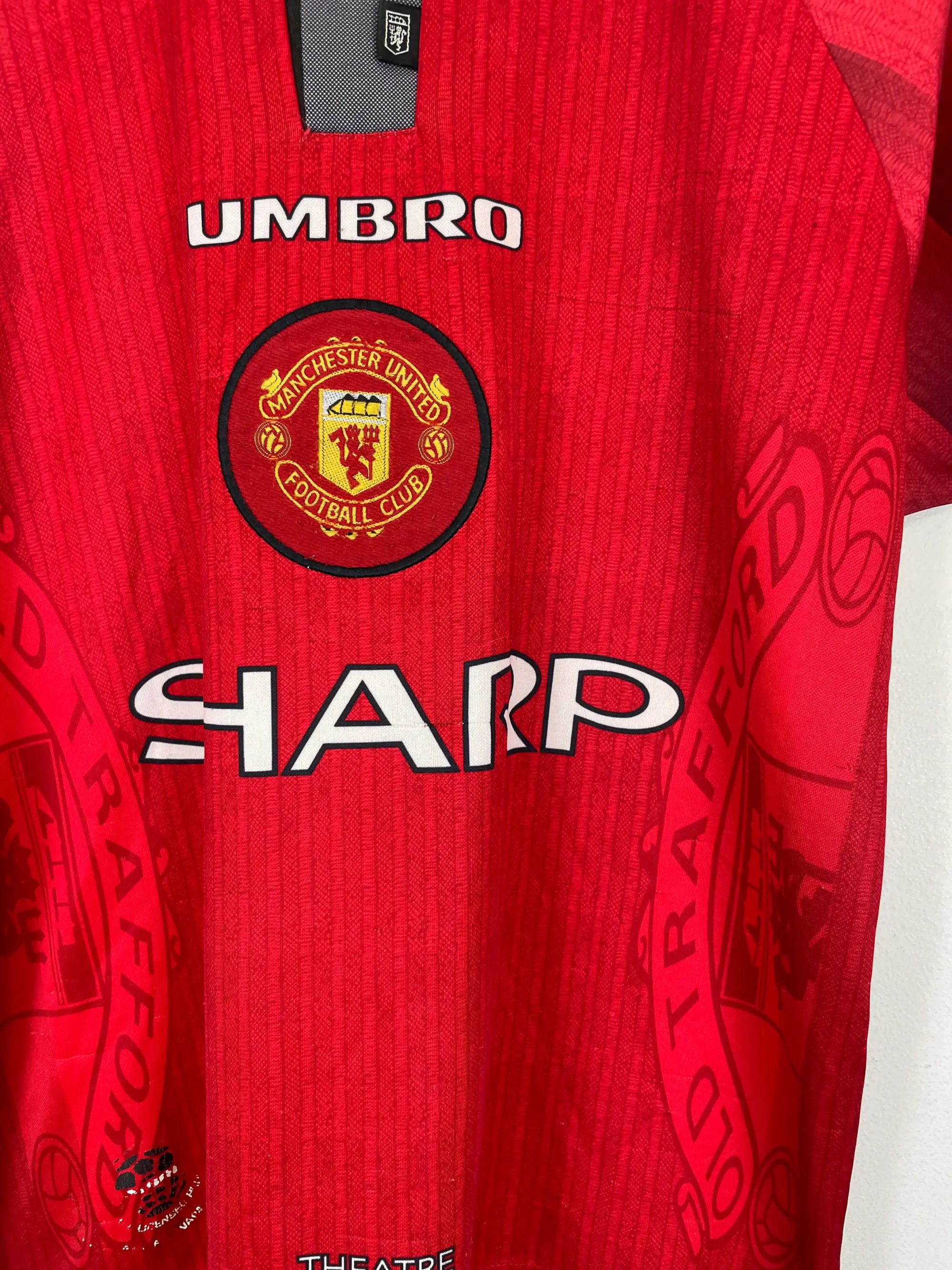 CULT KITS - 1996/98 MANCHESTER UNITED HOME SHIRT (Y) UMBRO