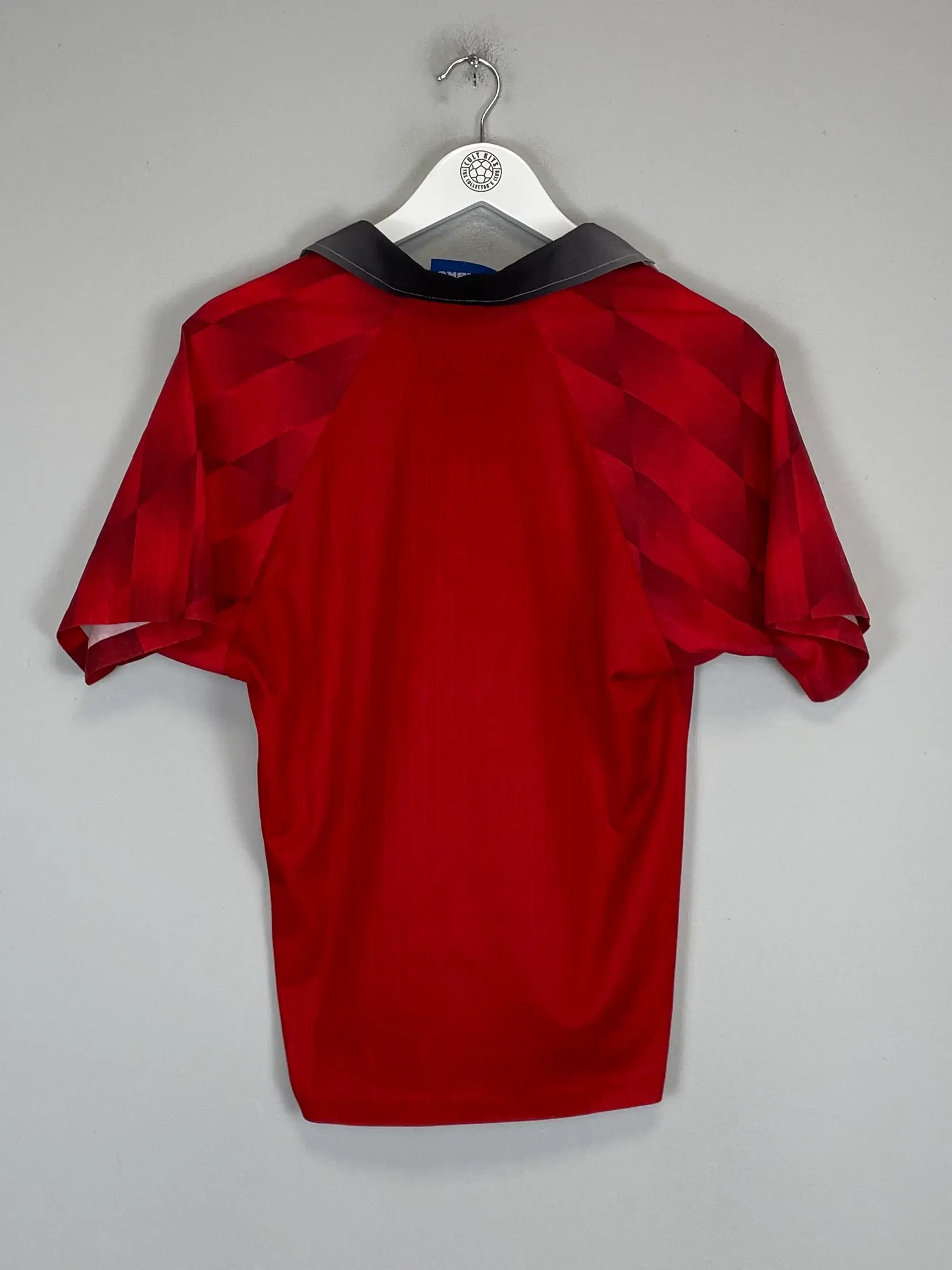 CULT KITS - 1996/98 MANCHESTER UNITED HOME SHIRT (Y) UMBRO