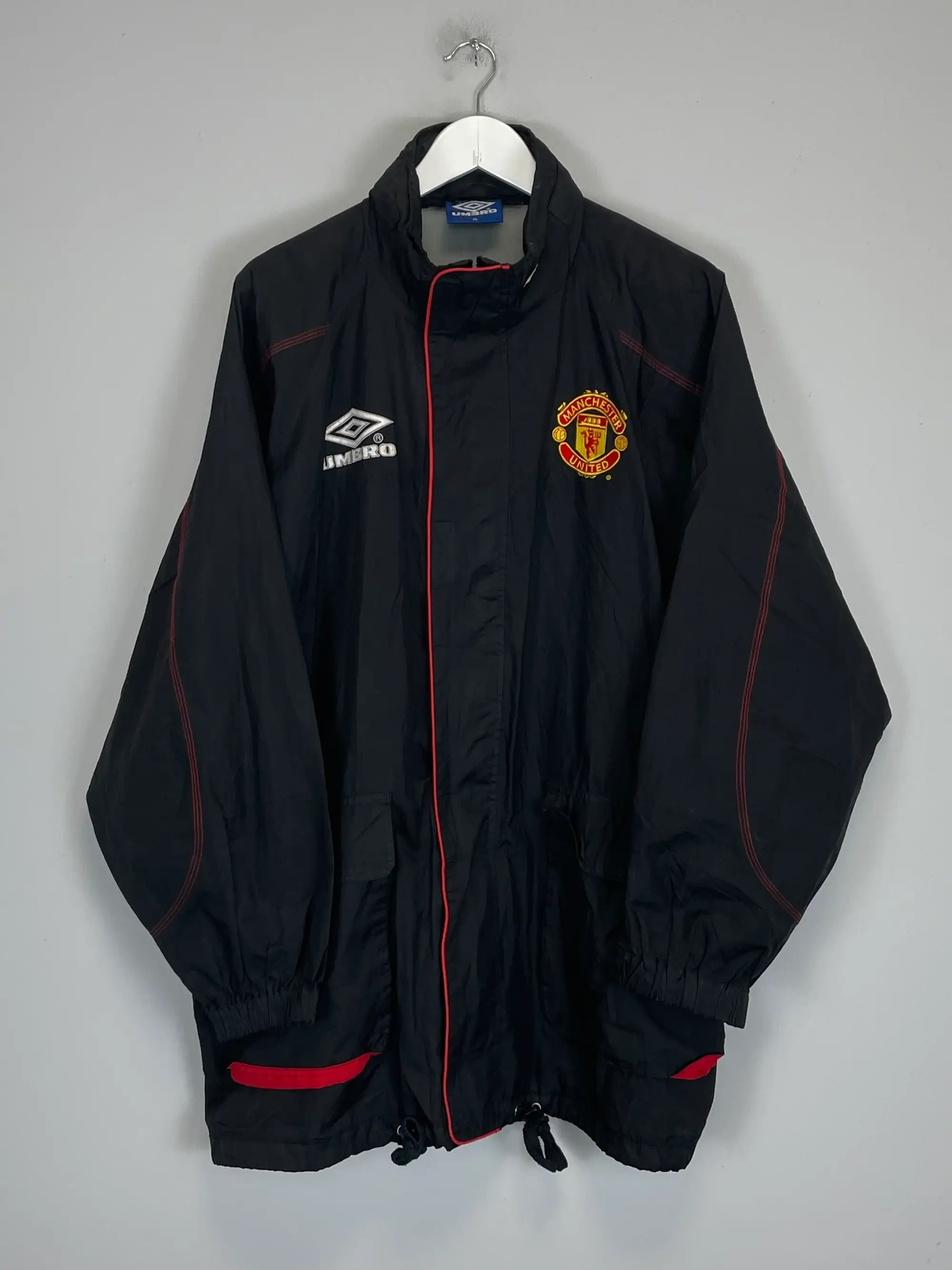 CULT KITS - 1998/99 MANCHESTER UNITED JACKET (XL) UMBRO