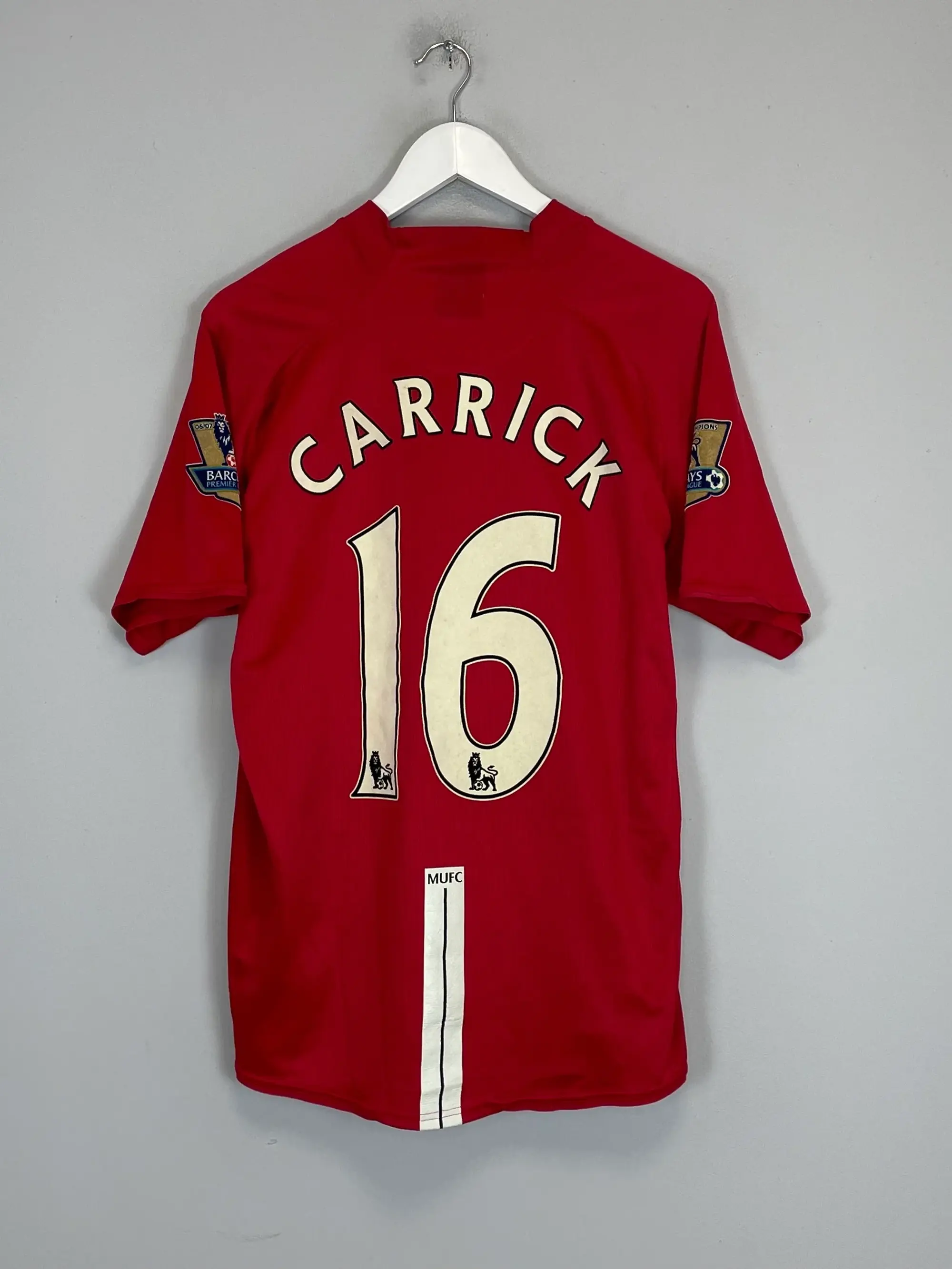 CULT KITS - 2007/09 MANCHESTER UNITED CARRICK #16 HOME SHIRT (L) NIKE