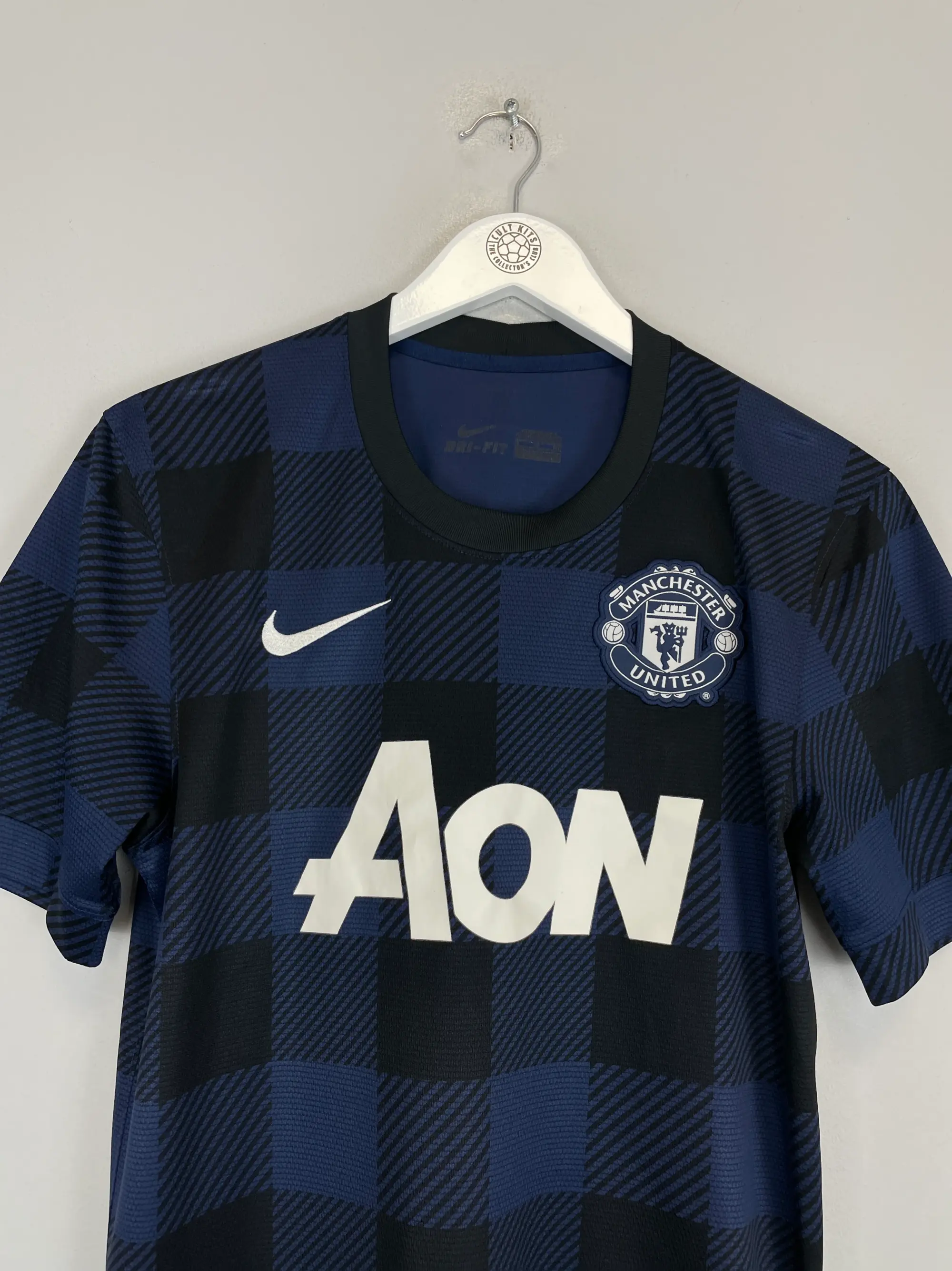 CULT KITS - 2013/14 MANCHESTER UNITED FELLAINI #31 AWAY SHIRT (S) NIKE