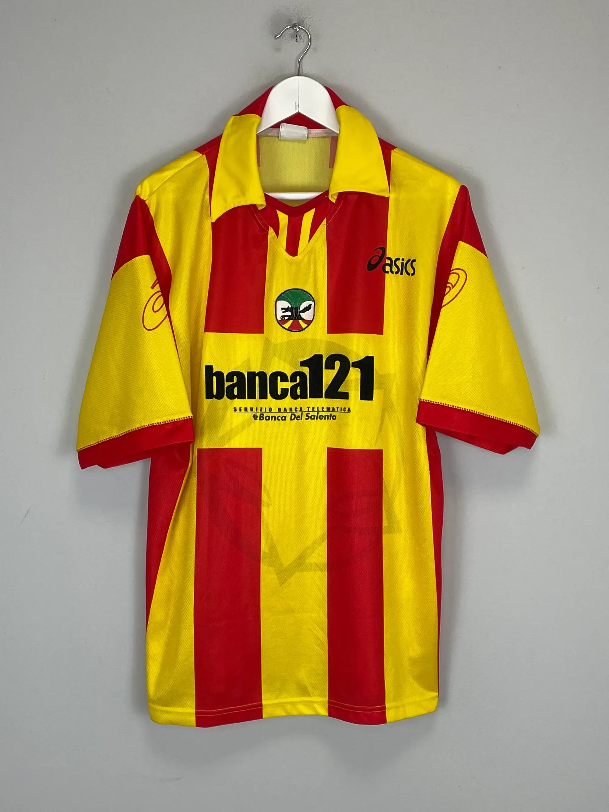CULT KITS - 1999/00 LECCE HOME SHIRT (L) ASICS