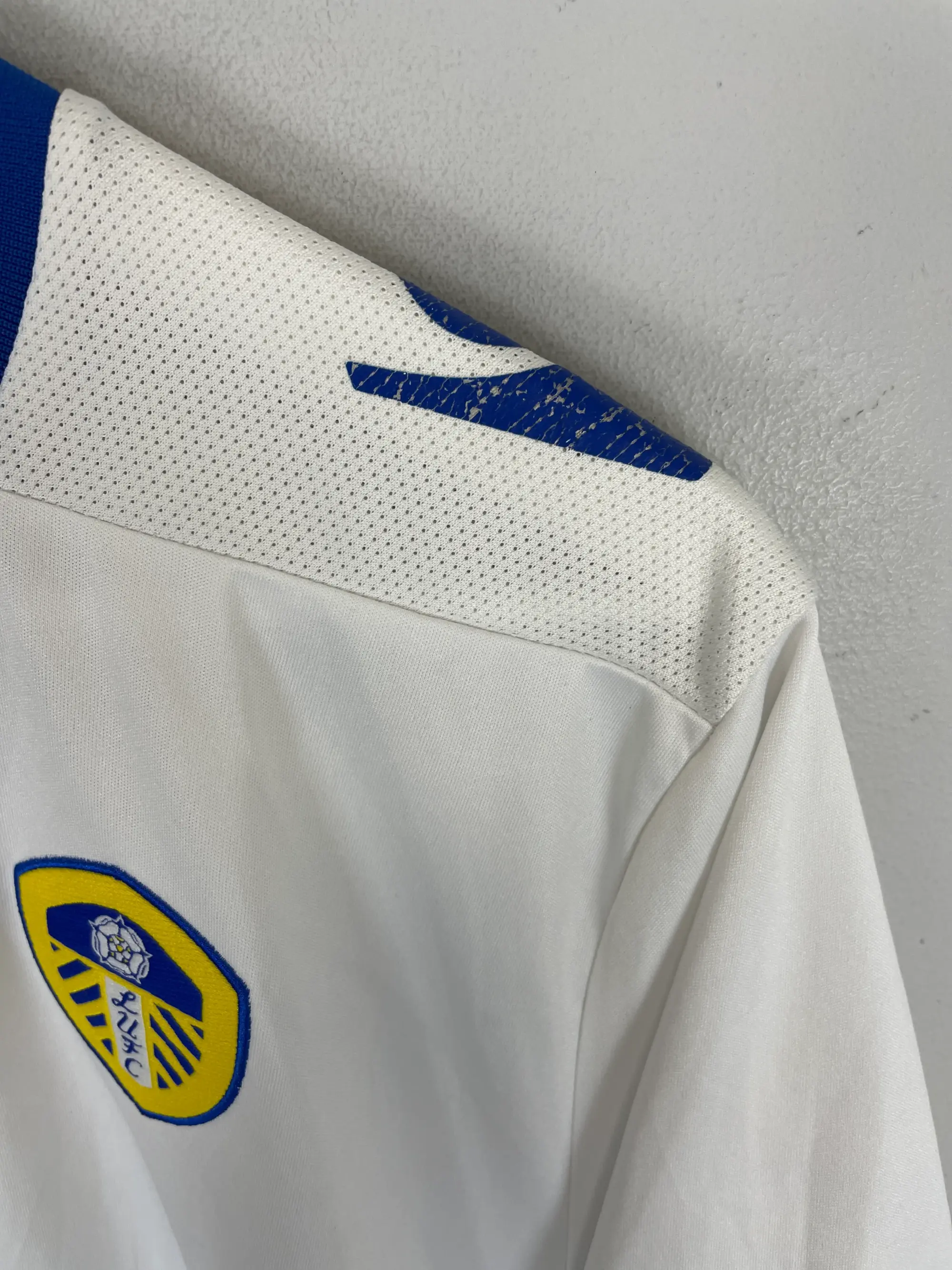 CULT KITS - 2012/13 LEEDS UNITED HOME SHIRT (XXL) MACRON