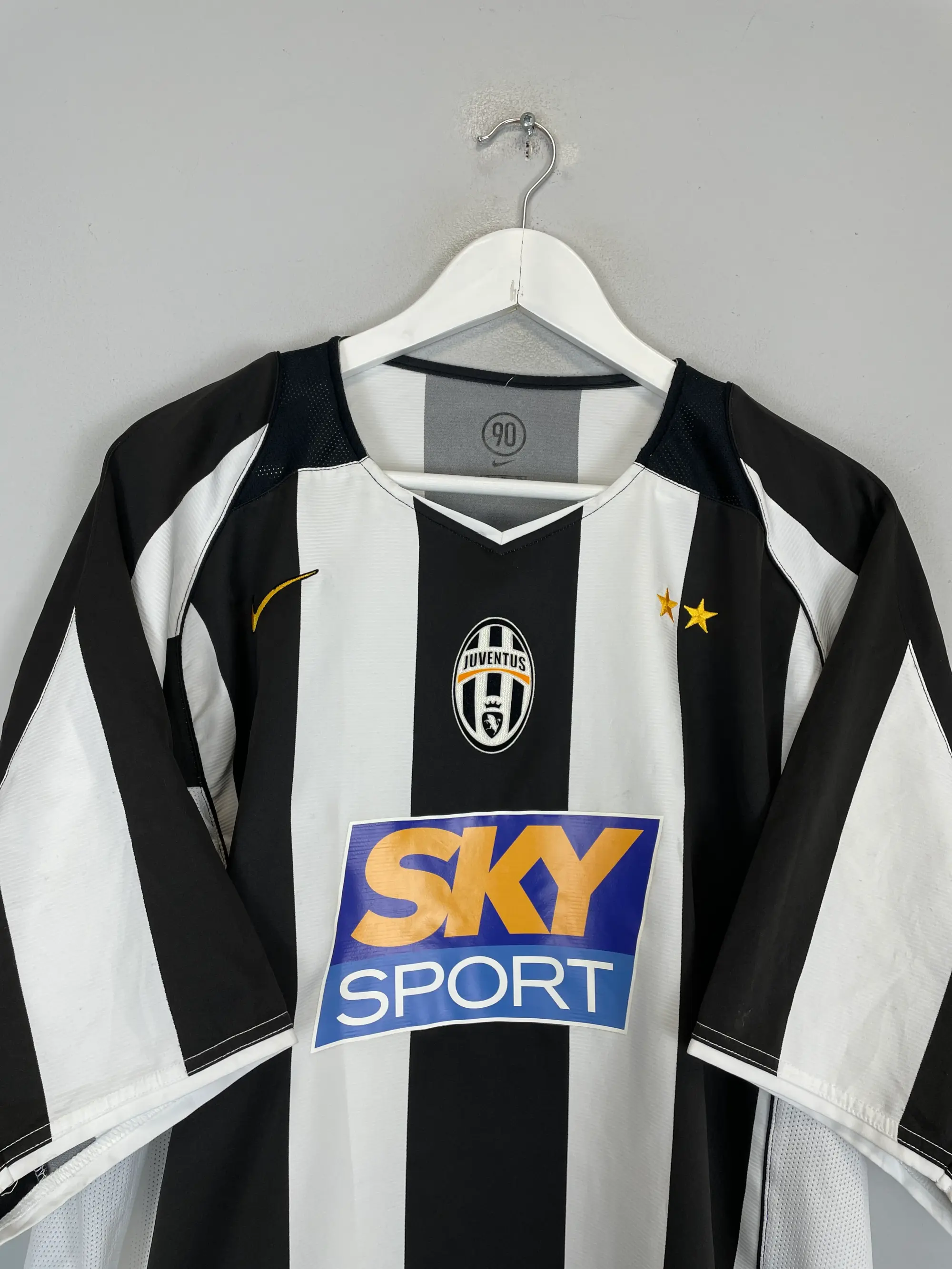 CULT KITS - 2004/05 JUVENTUS NEDVED #11 HOME SHIRT (XL) NIKE