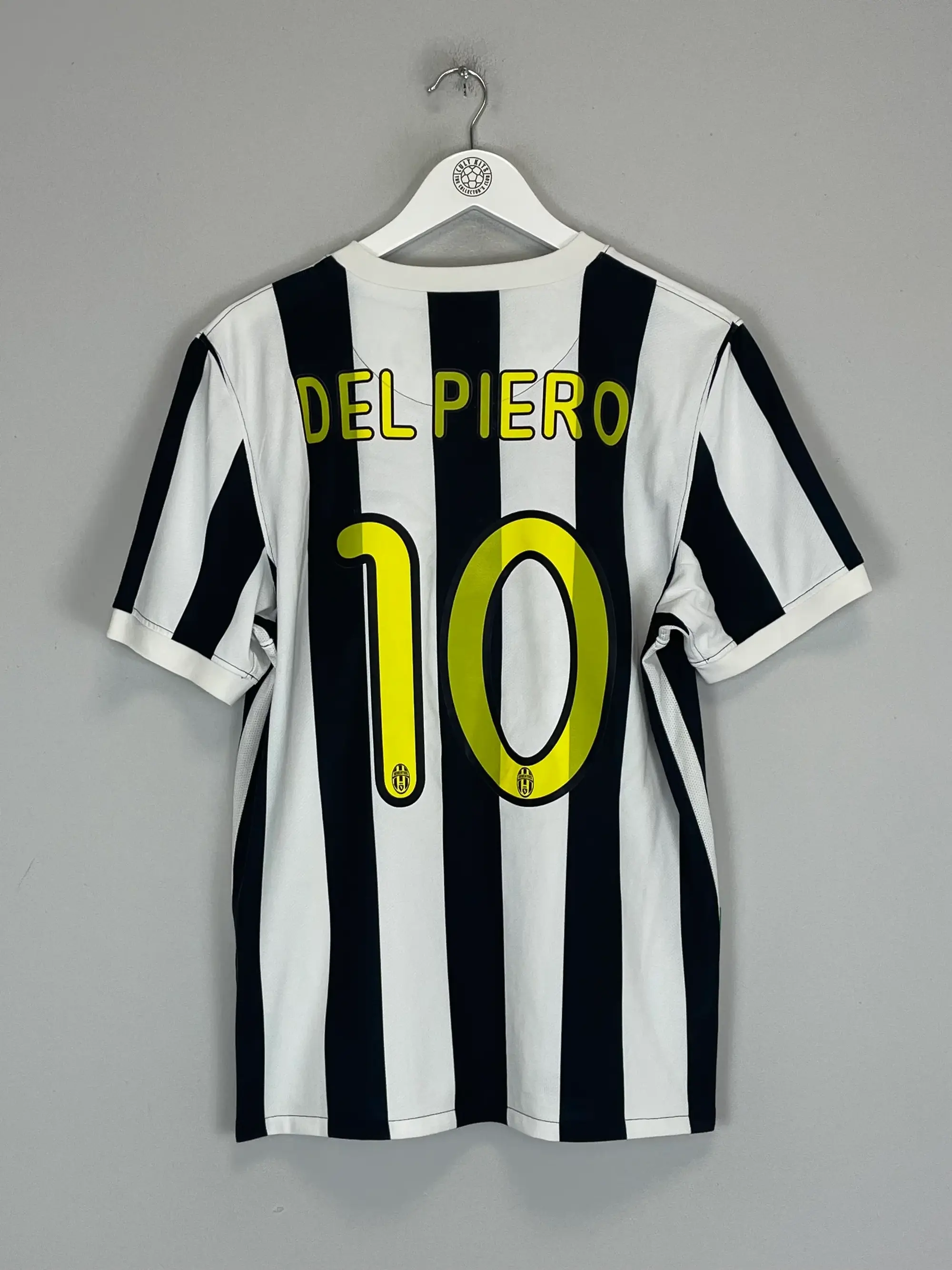CULT KITS - 2009/10 JUVENTUS DEL PIERO #10 HOME SHIRT (M) NIKE