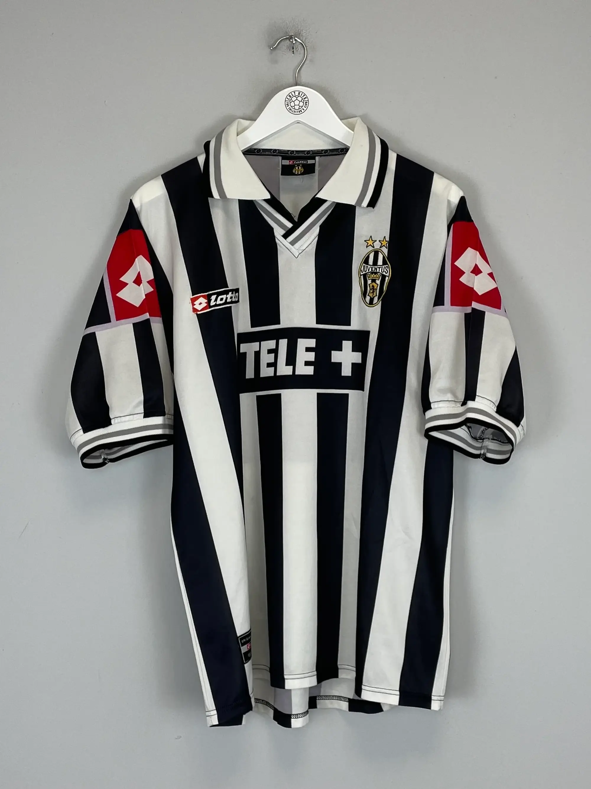CULT KITS - 2000/01 JUVENTUS HOME SHIRT (M) LOTTO