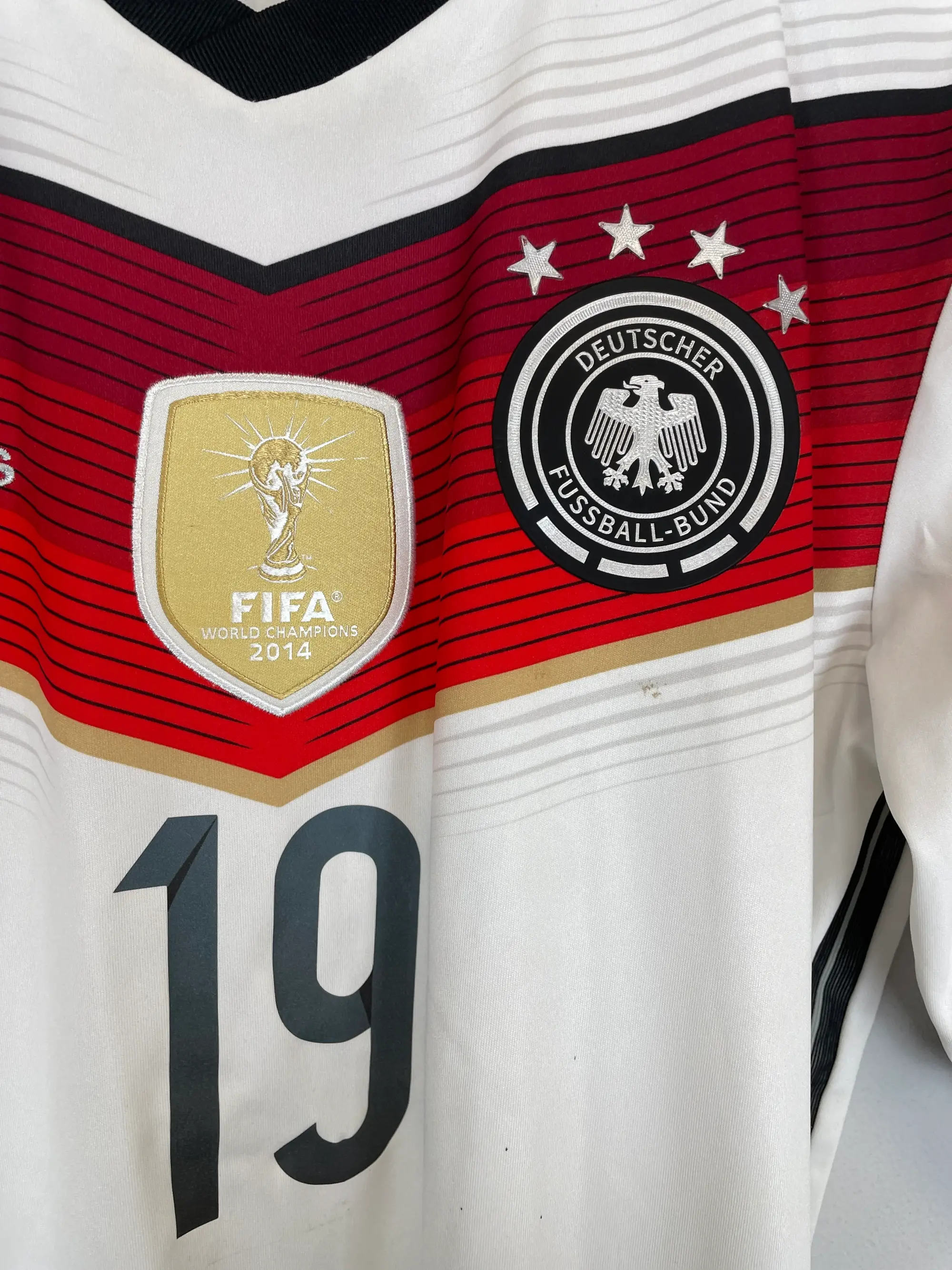 CULT KITS - 2013/14 JAPAN KAGAWA #10 HOME SHIRT (S) ADIDAS