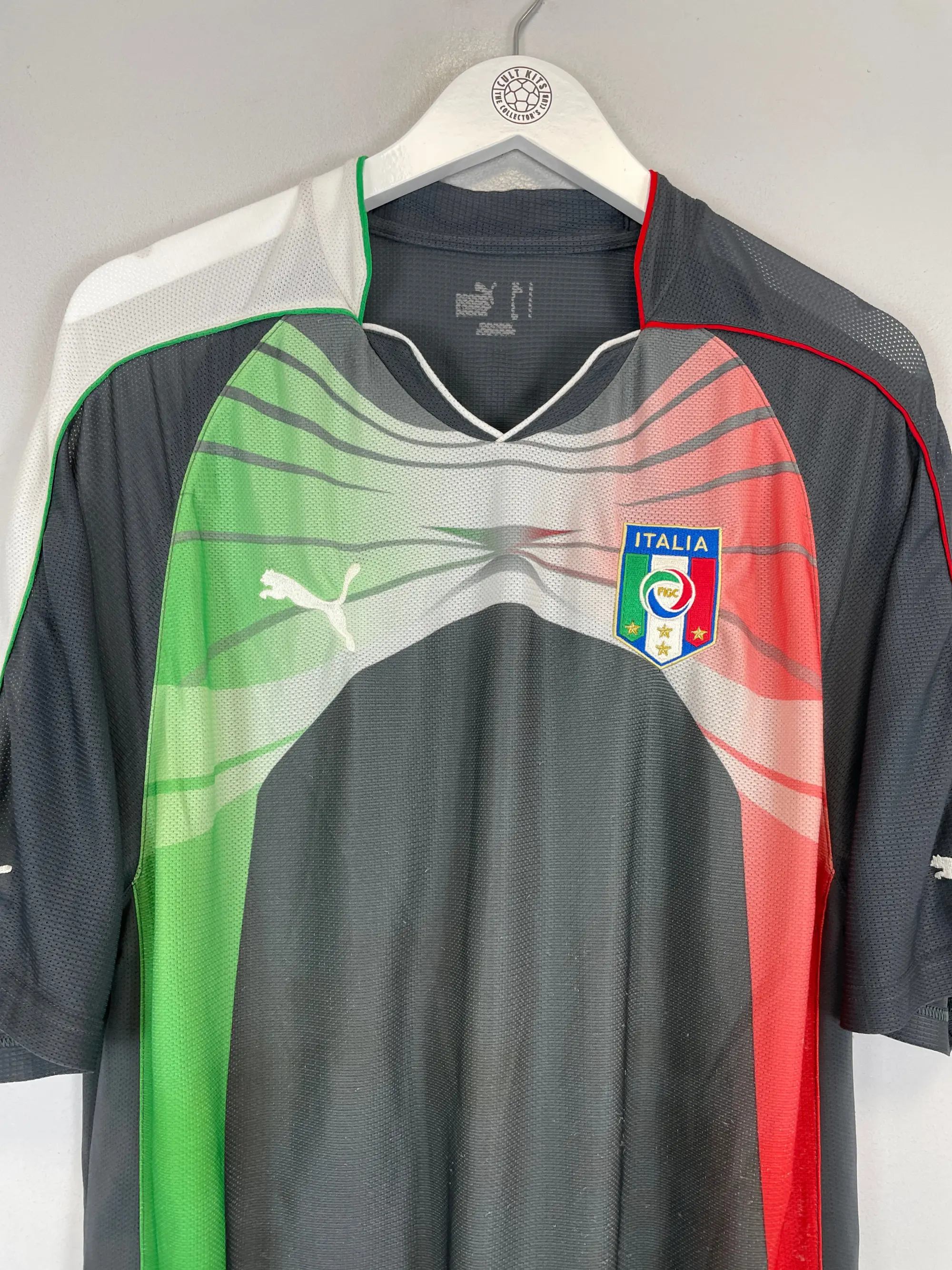 CULT KITS - 2010/11 ITALY BUFFON #1 GK SHIRT (XL) PUMA