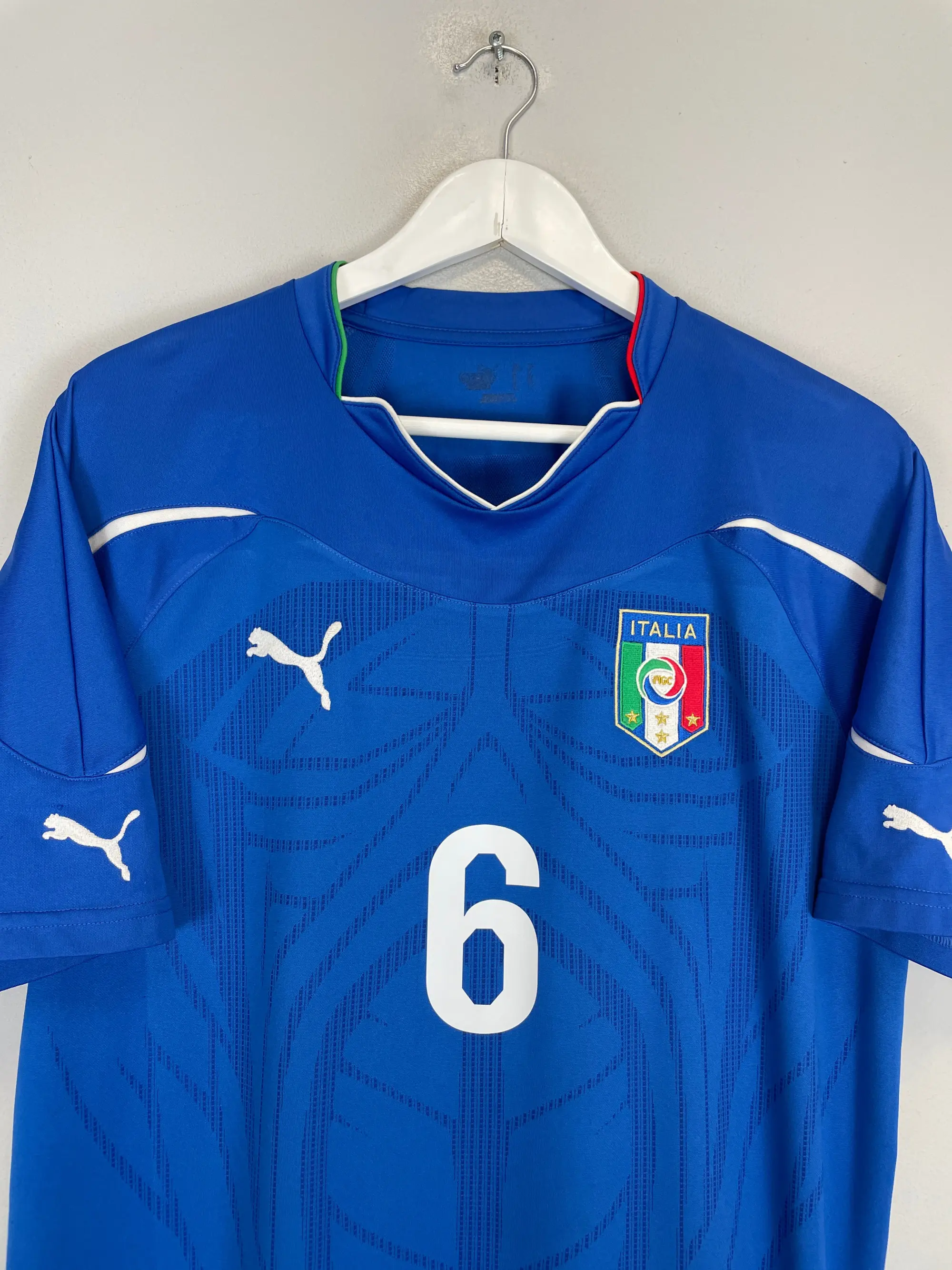 CULT KITS - 2010/12 ITALY DE ROSSI #6 HOME SHIRT (XL) PUMA