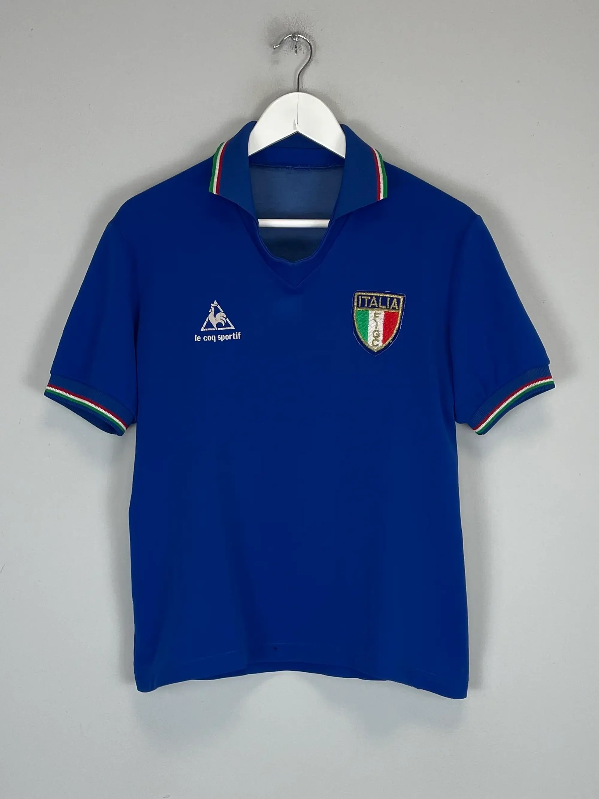 CULT KITS - 1984 ITALY HOME SHIRT (S) LE COQ