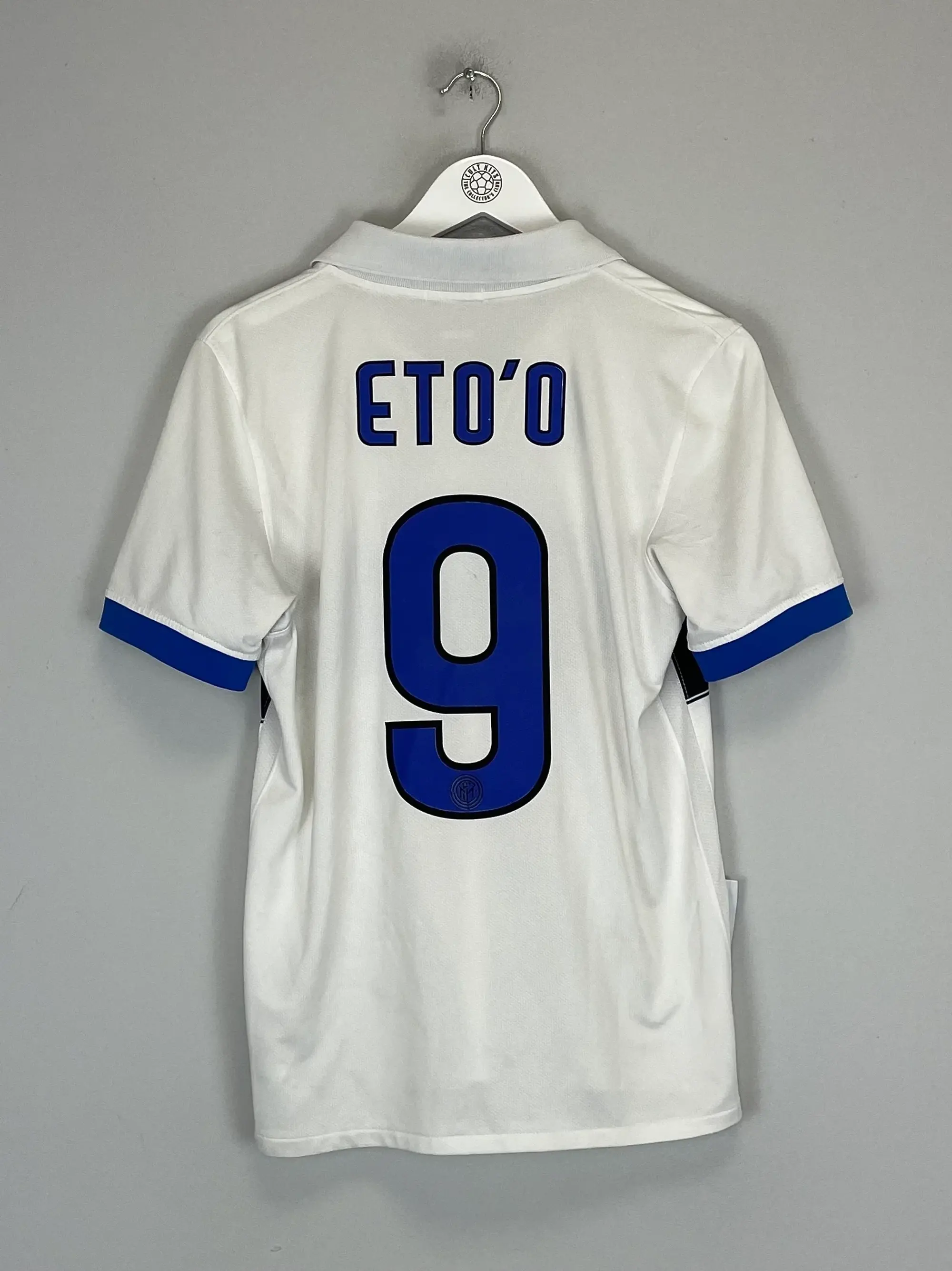 CULT KITS - 2009/10 INTER MILAN ETO'O #9 AWAY SHIRT (S) NIKE
