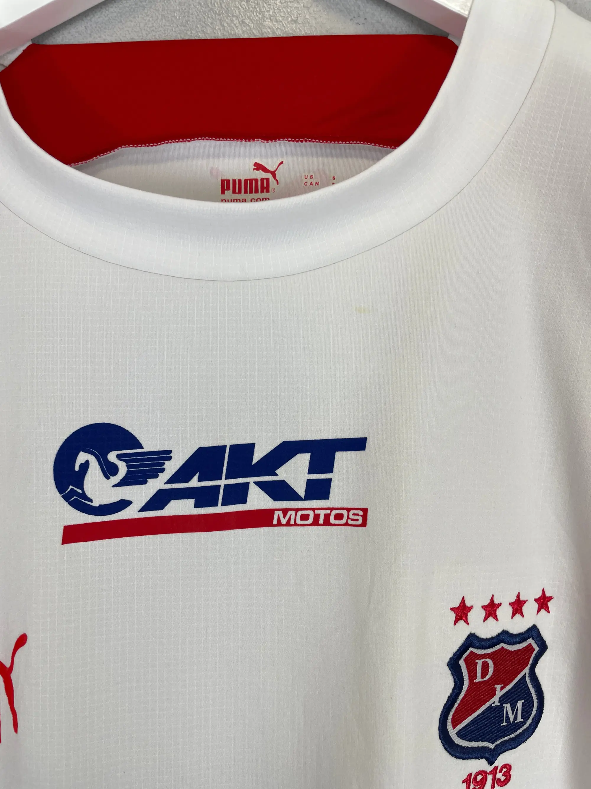 CULT KITS - 2006 INDEPENDIENTE MEDELLIN AWAY SHIRT (S) PUMA