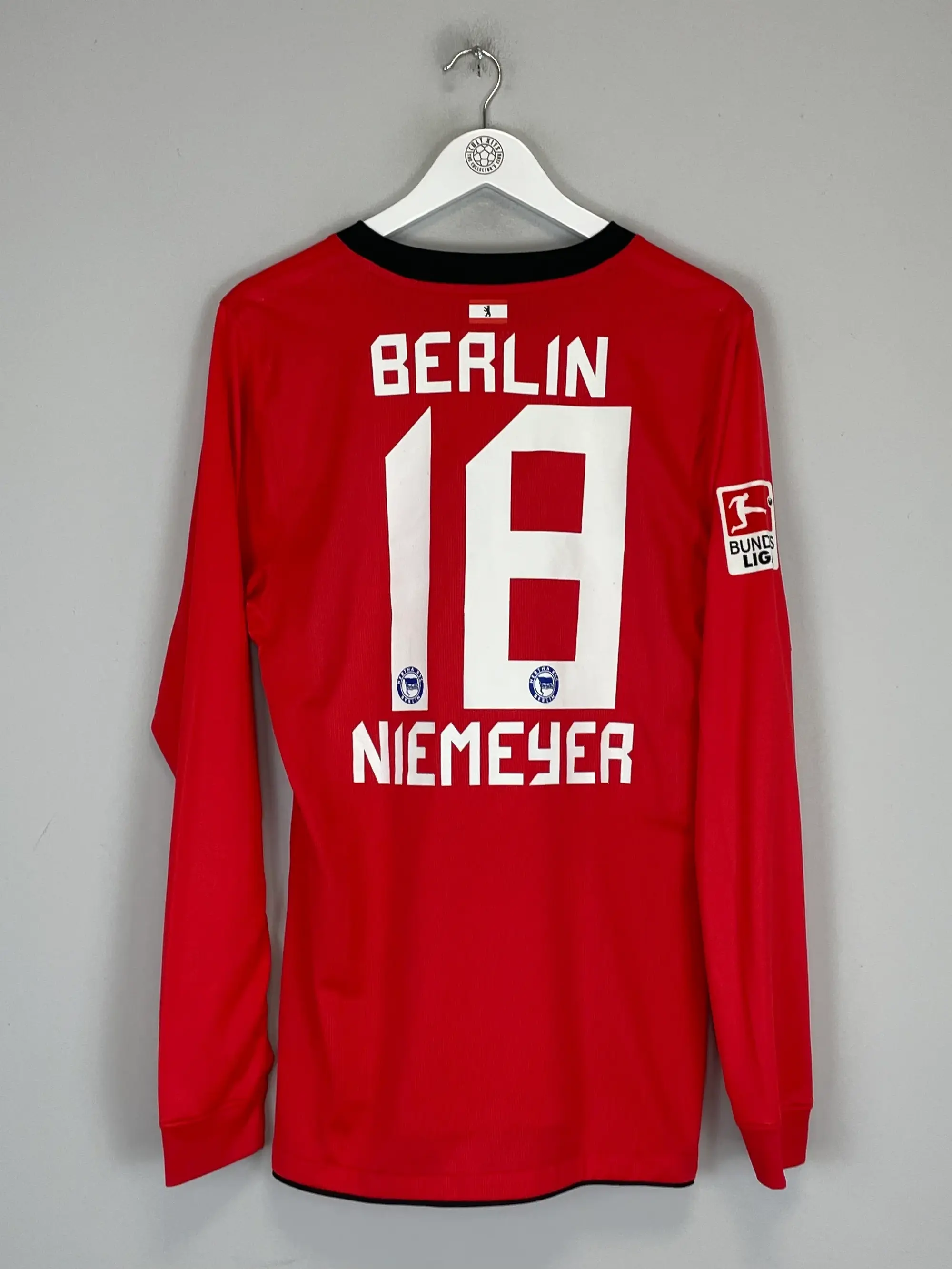 CULT KITS - 2010/11 HERTHA BERLIN NIEMEYER #18 *PLAYER ISSUE* L/S AWAY SHIRT (XL) NIKE