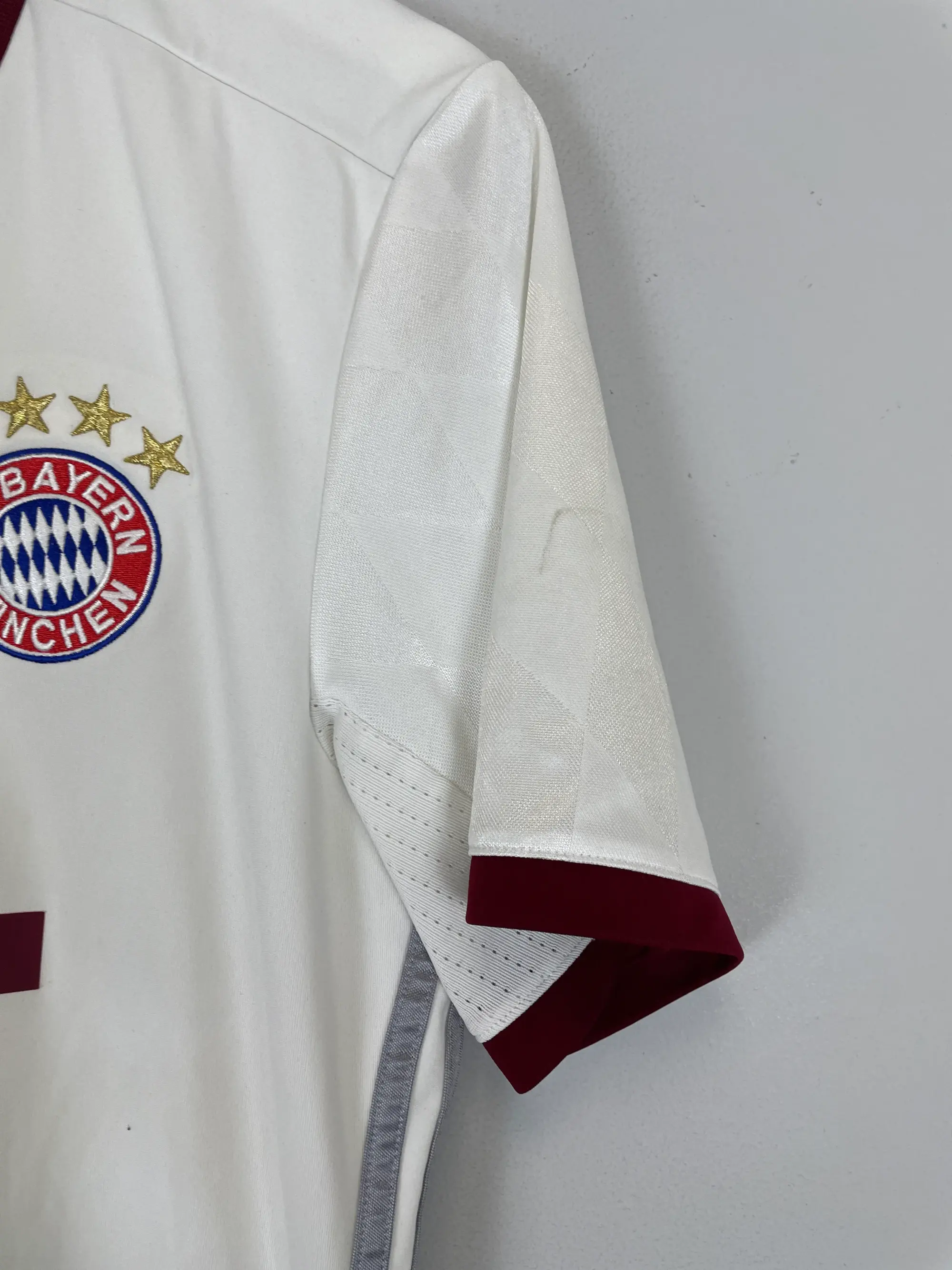 CULT KITS - 2000/01 REAL MADRID TRACK JACKET (M) ADIDAS
