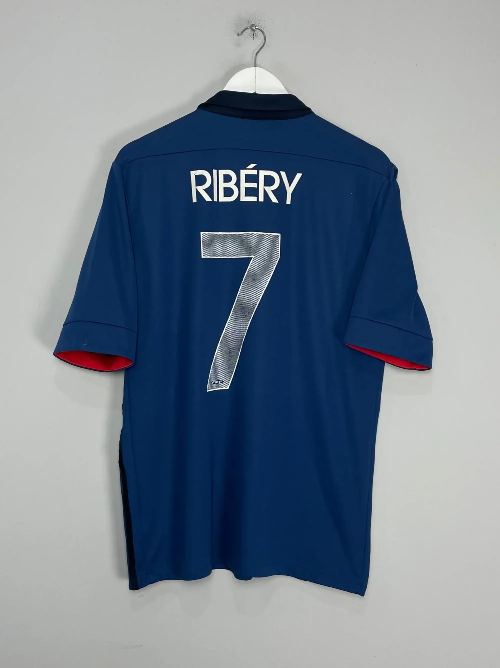 CULT KITS - 2011/12 FRANCE RIBERY #7 HOME SHIRT (L) NIKE