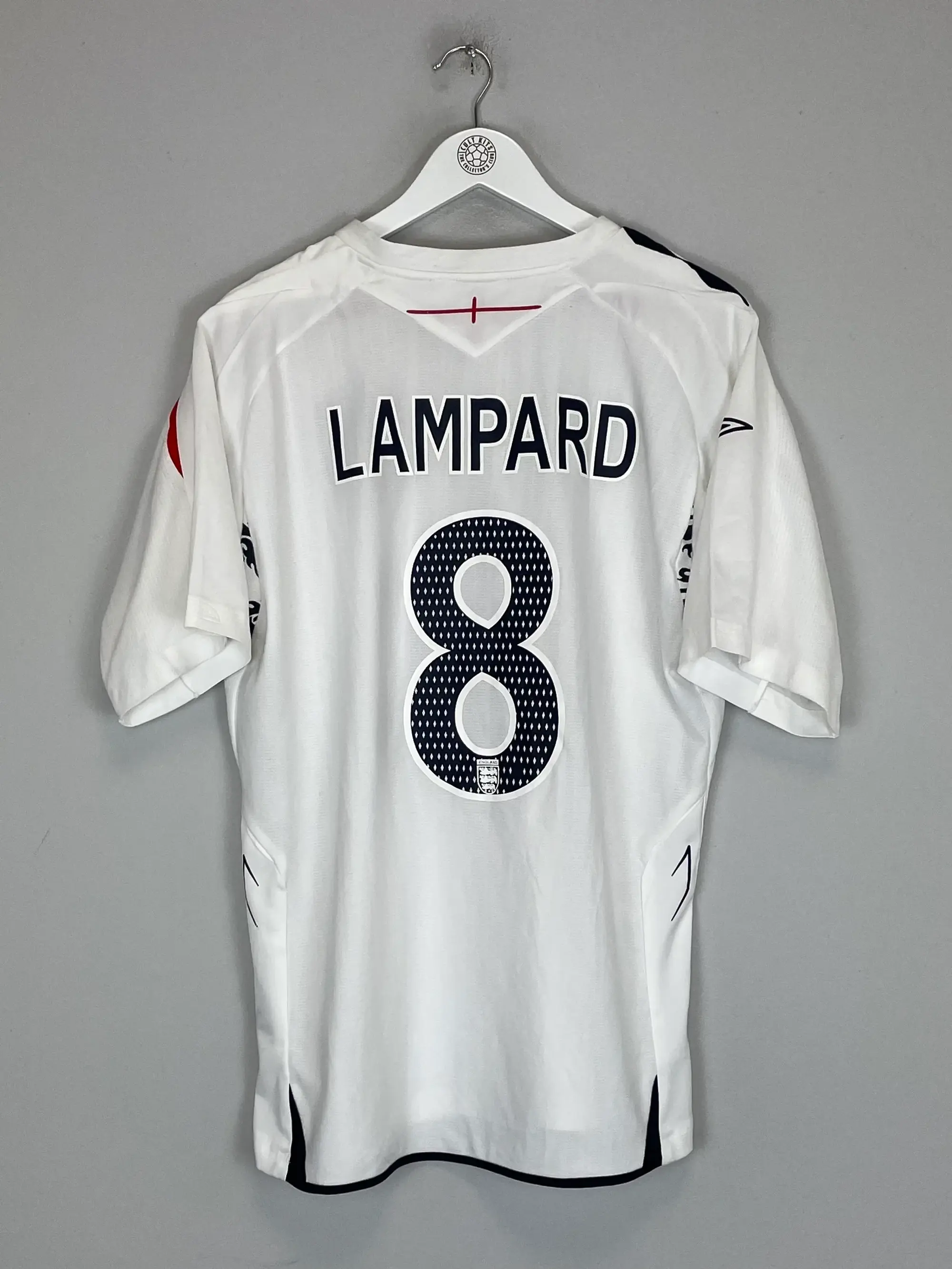 CULT KITS - 2007/09 ENGLAND LAMPARD #8 HOME SHIRT (XL) UMBRO