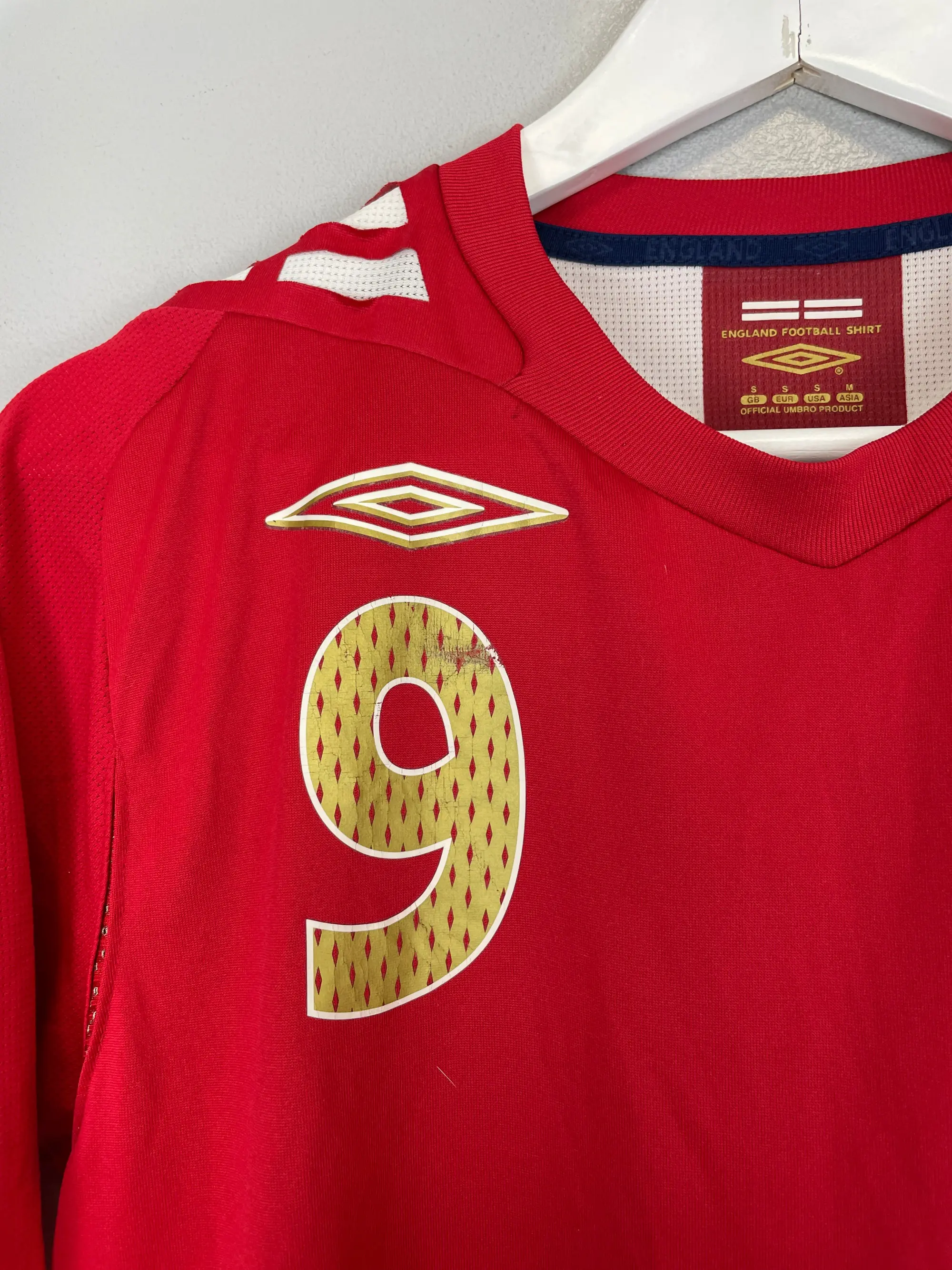 CULT KITS - 2006/08 ENGLAND ROONEY #9 AWAY SHIRT (S) UMBRO
