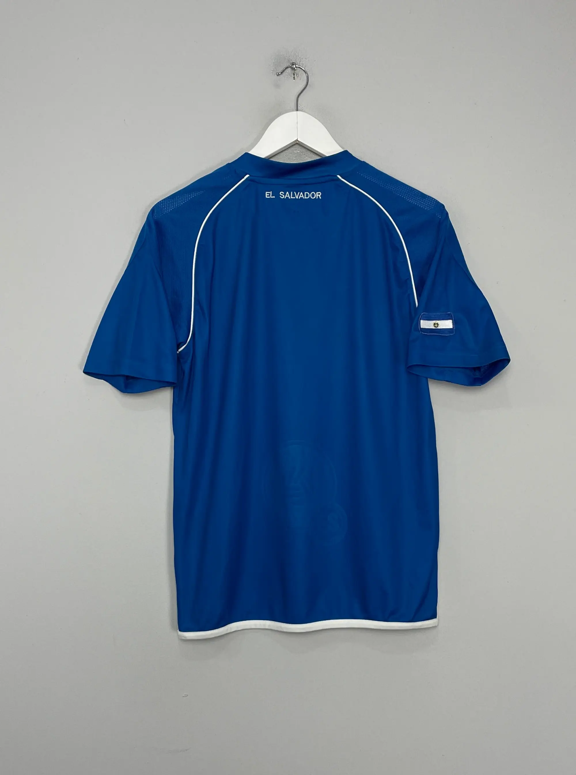 CULT KITS - 2015/16 EL SALVADOR HOME SHIRT (S) MITRE