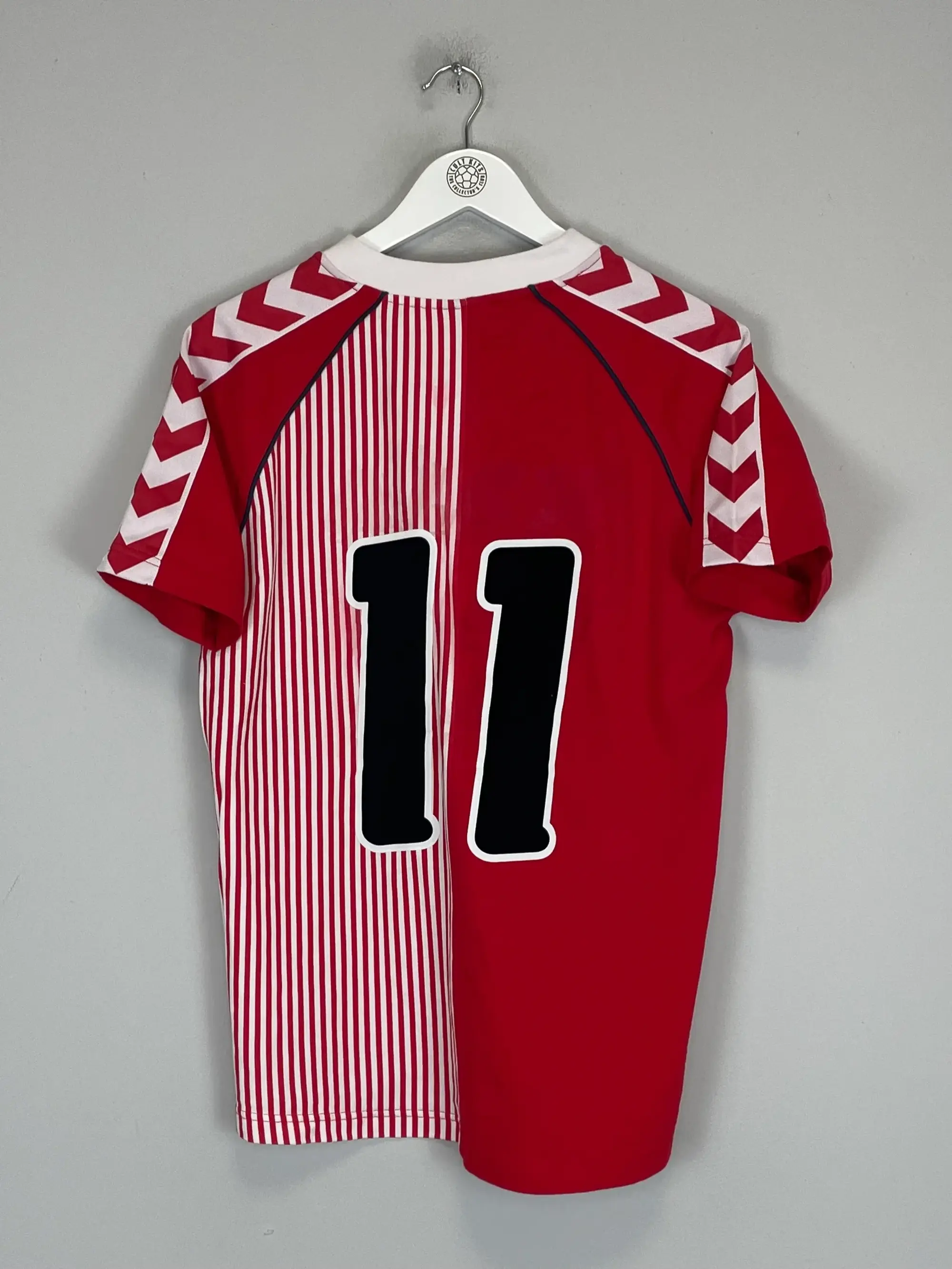 CULT KITS - 2023 DENMARK 86' HOME SHIRT T-SHIRT (S) HUMMEL