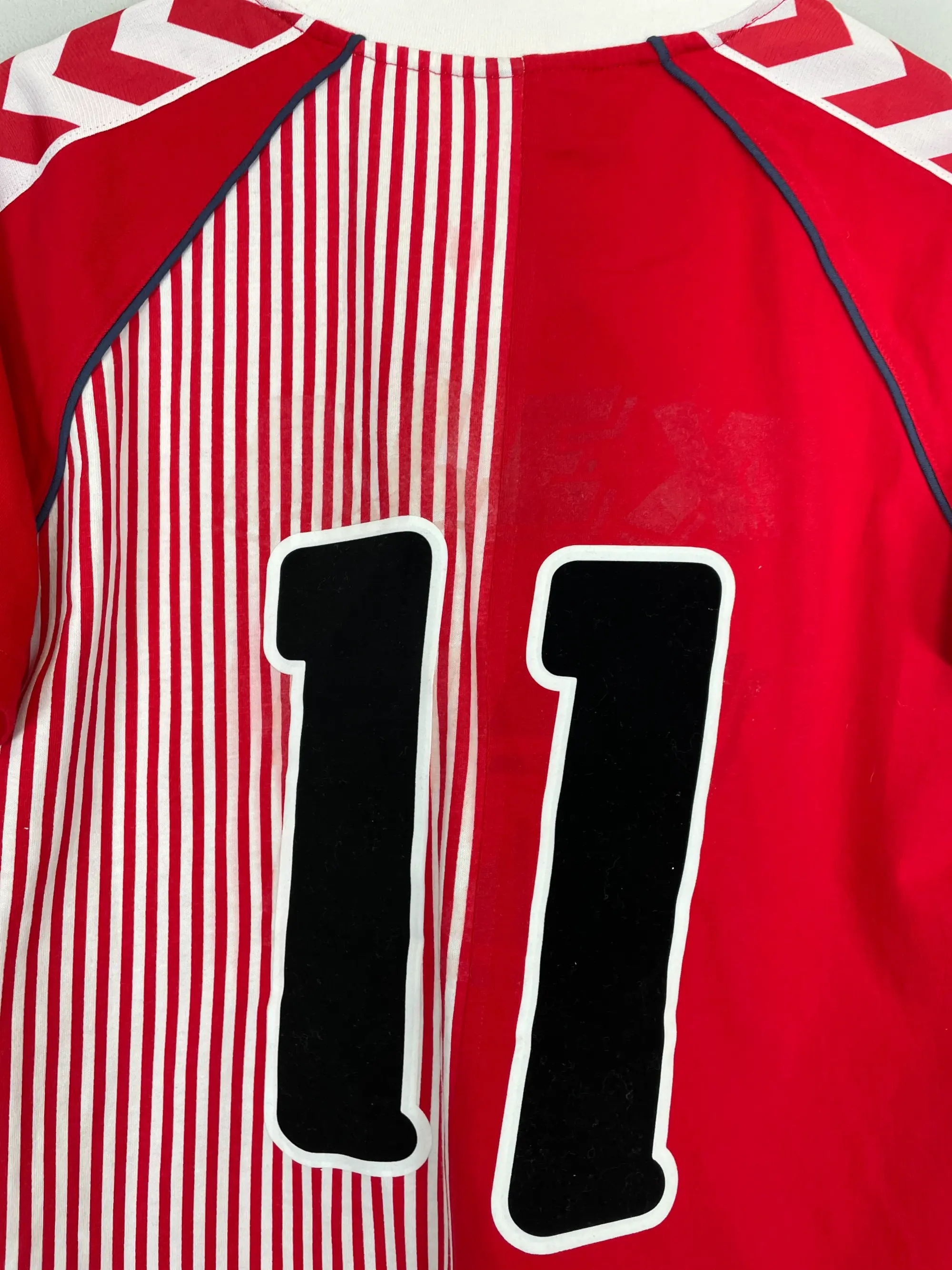 CULT KITS - 2023 DENMARK 86' HOME SHIRT T-SHIRT (S) HUMMEL