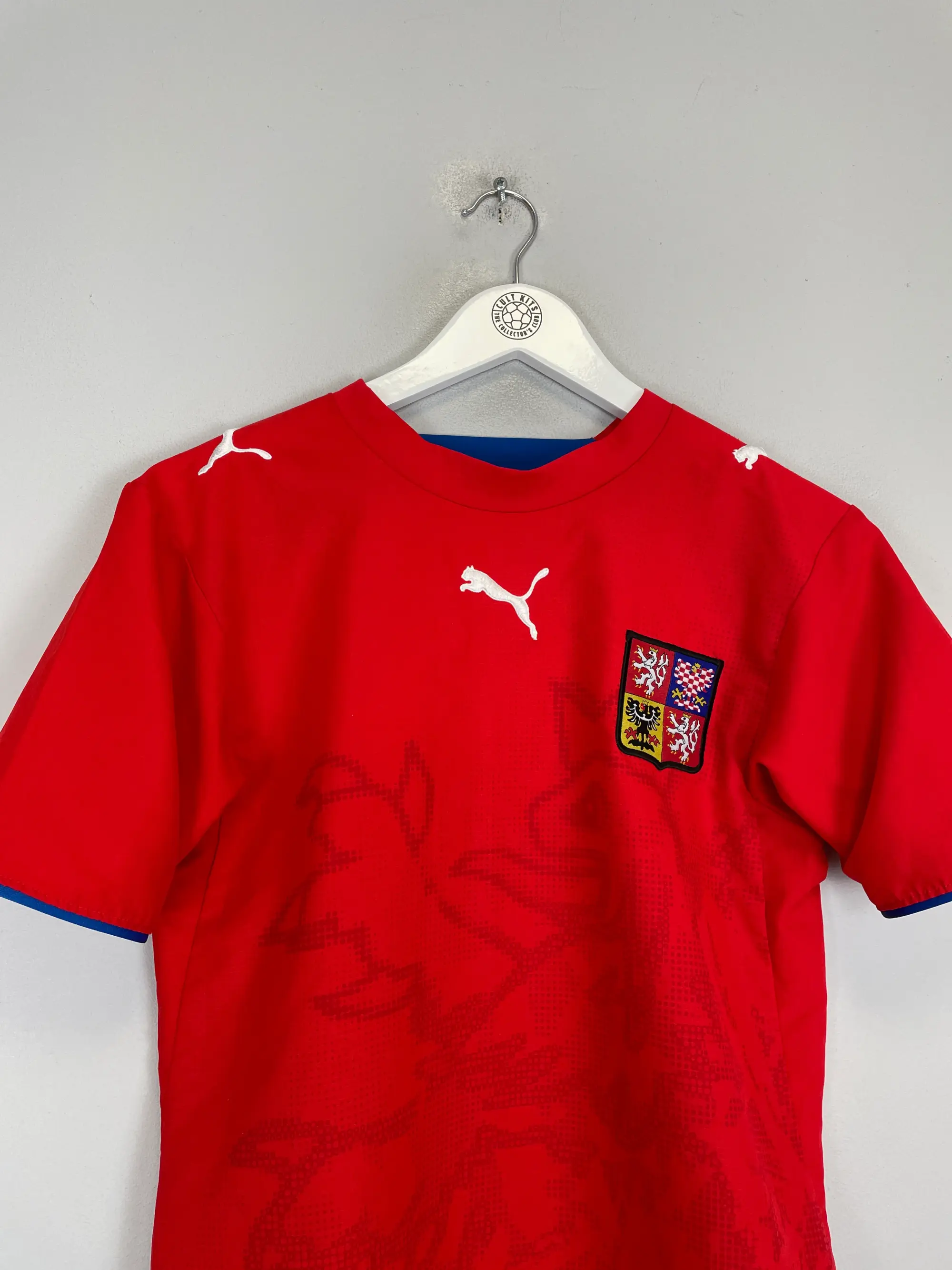 CULT KITS - 2006/07 CZECH REPUBLIC HOME SHIRT (XL.KIDS) PUMA