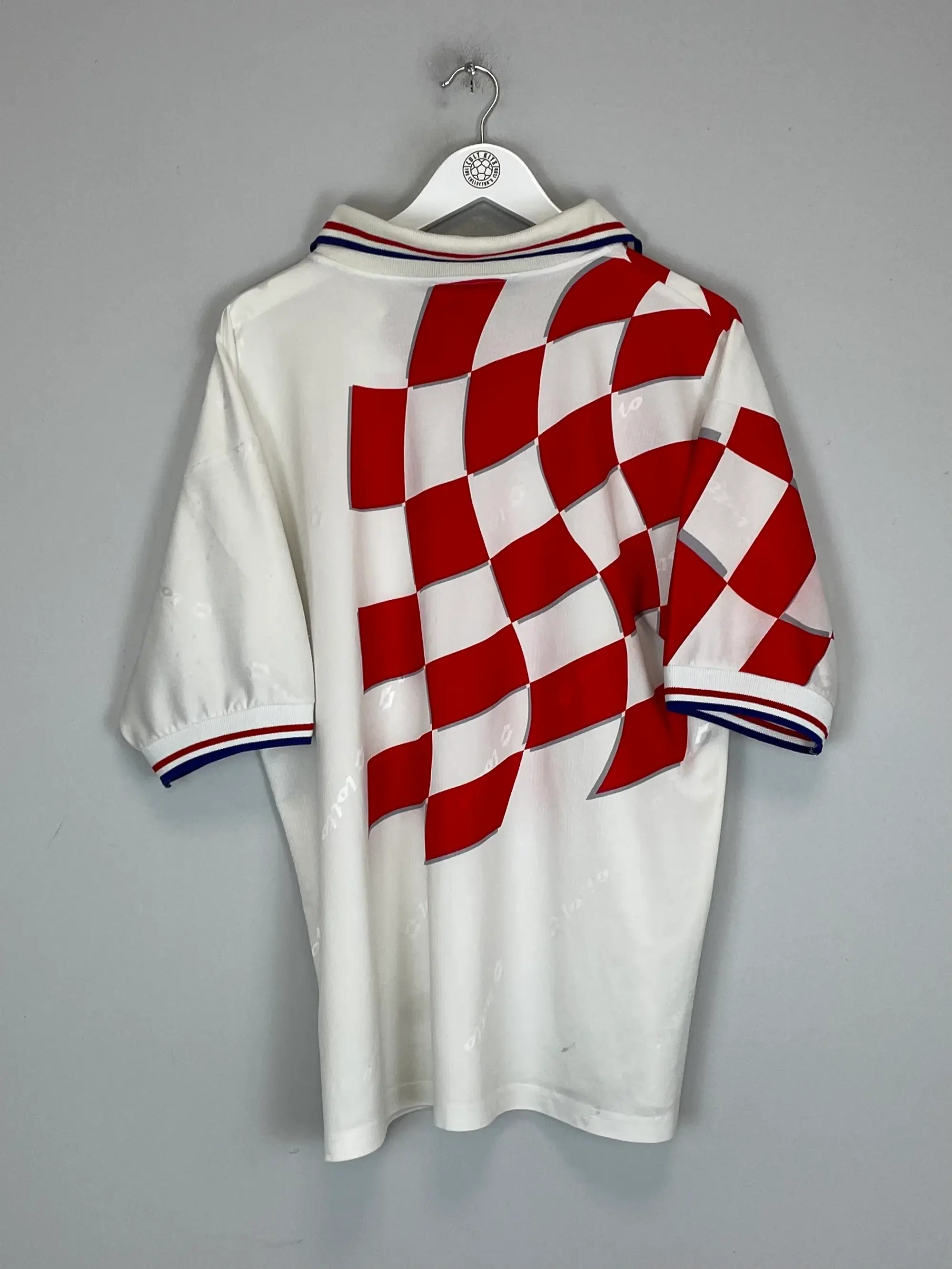 CULT KITS - 1998/01 CROATIA HOME SHIRT (L) LOTTO