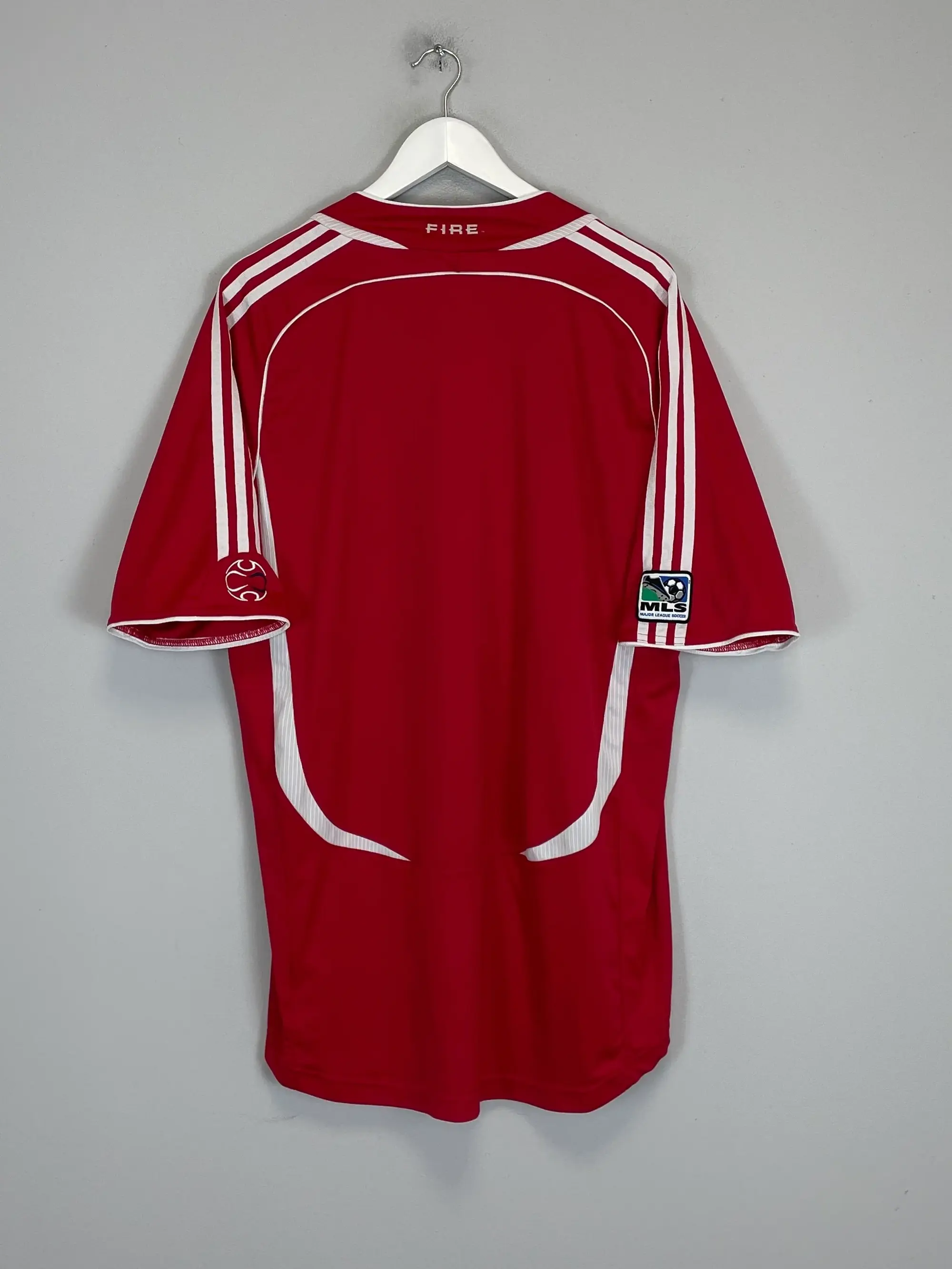 CULT KITS - 2006/07 CHICAGO FIRE HOME SHIRT (XL) ADIDAS