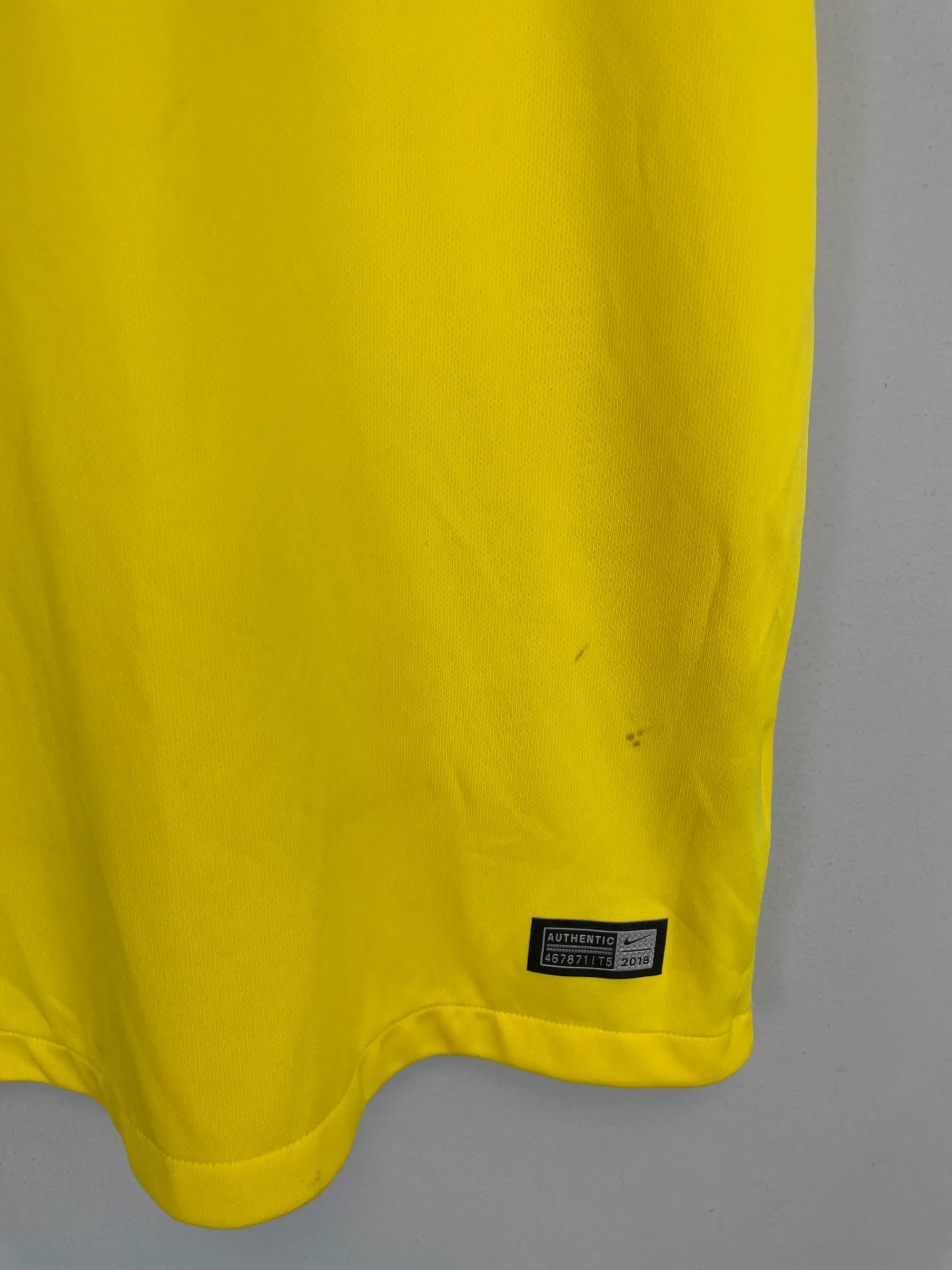 CULT KITS - 2018/19 BRAZIL COUTINHO #10 HOME SHIRT (XL) NIKE